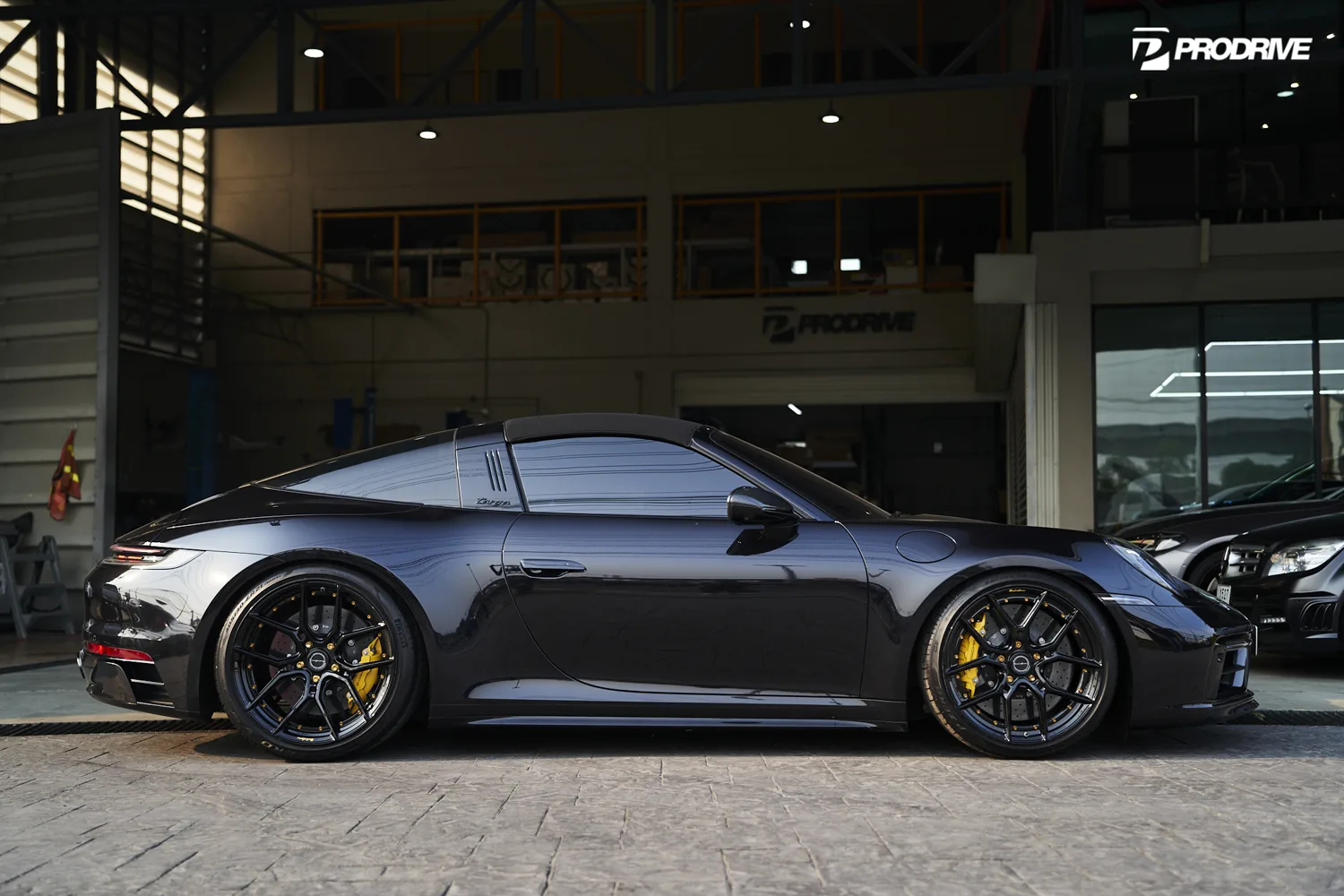Brixton Forged CM5-R Duo Series on Porsche 911 992.1, photo 10