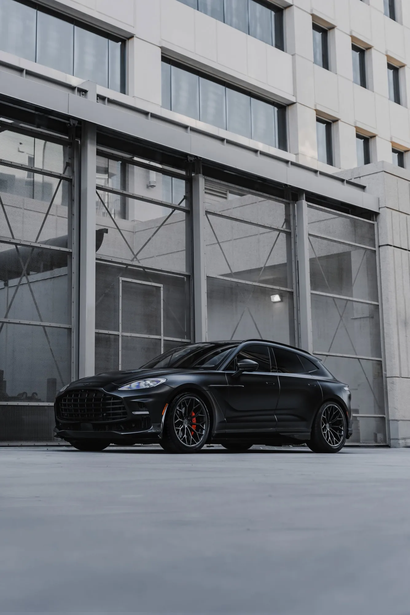 Brixton Forged CM6-R Carbon+ on Aston Martin DBX, photo 4