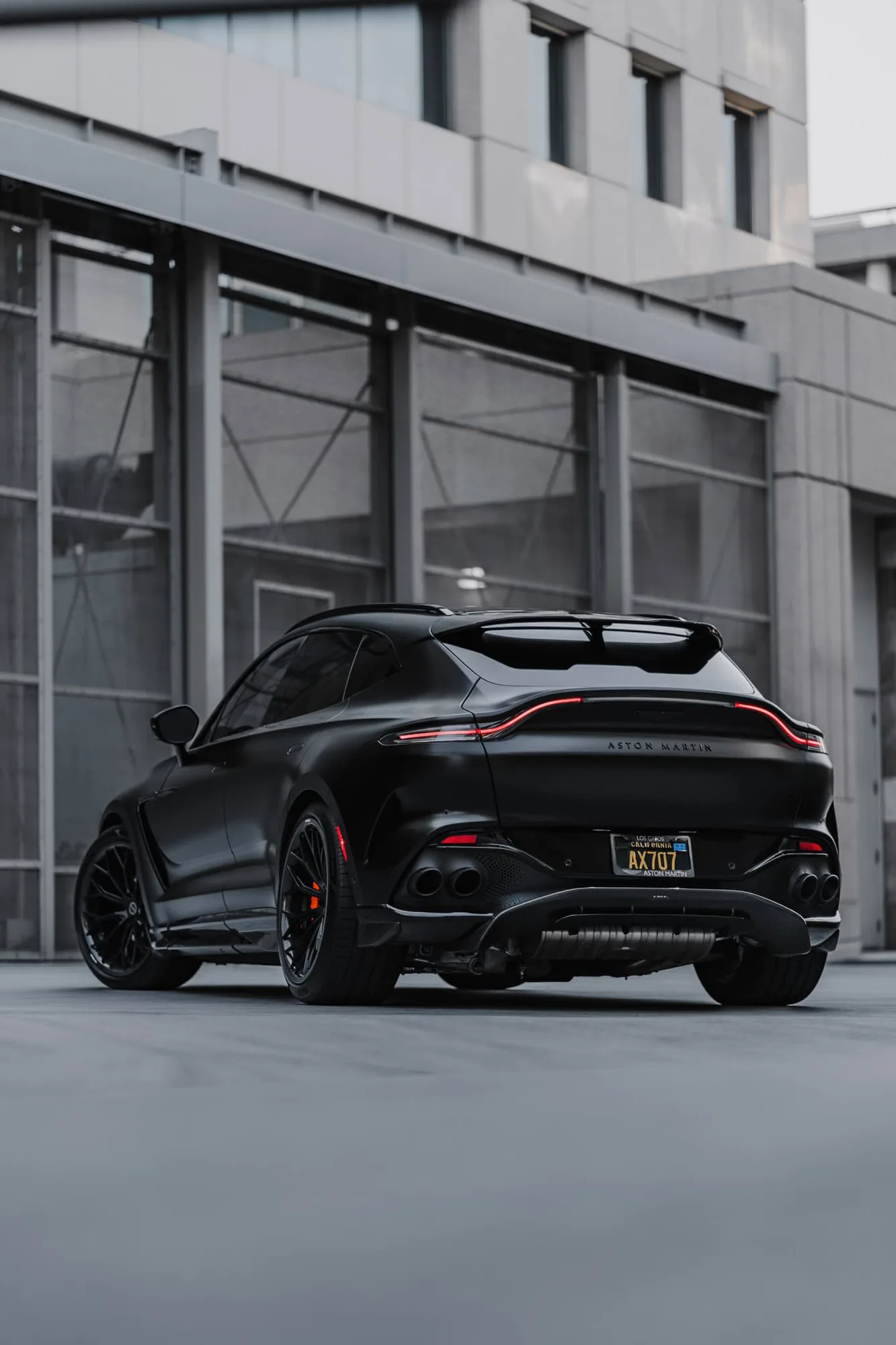 Brixton Forged CM6-R Carbon+ on Aston Martin DBX, photo 12