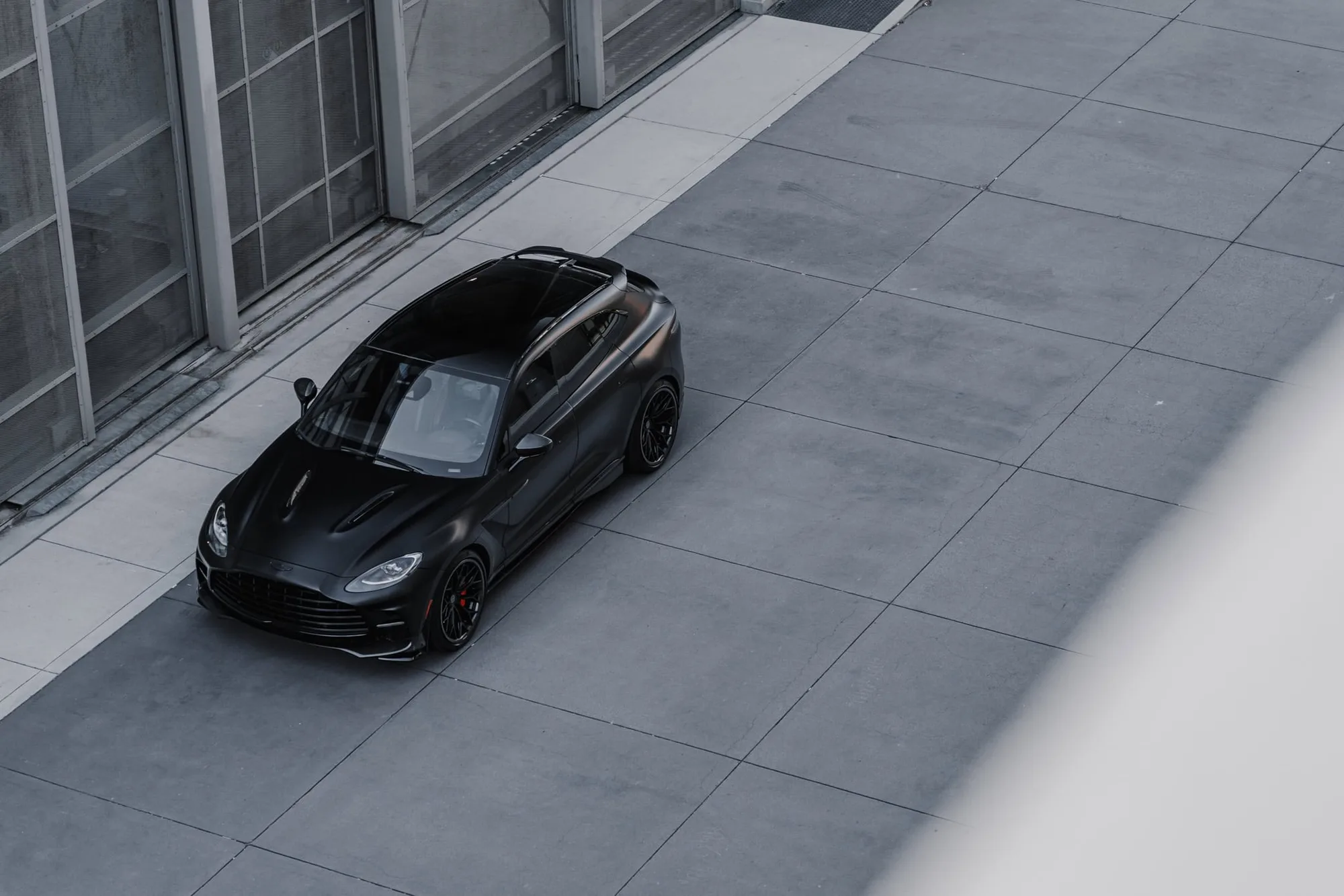 Brixton Forged CM6-R Carbon+ on Aston Martin DBX, photo 10