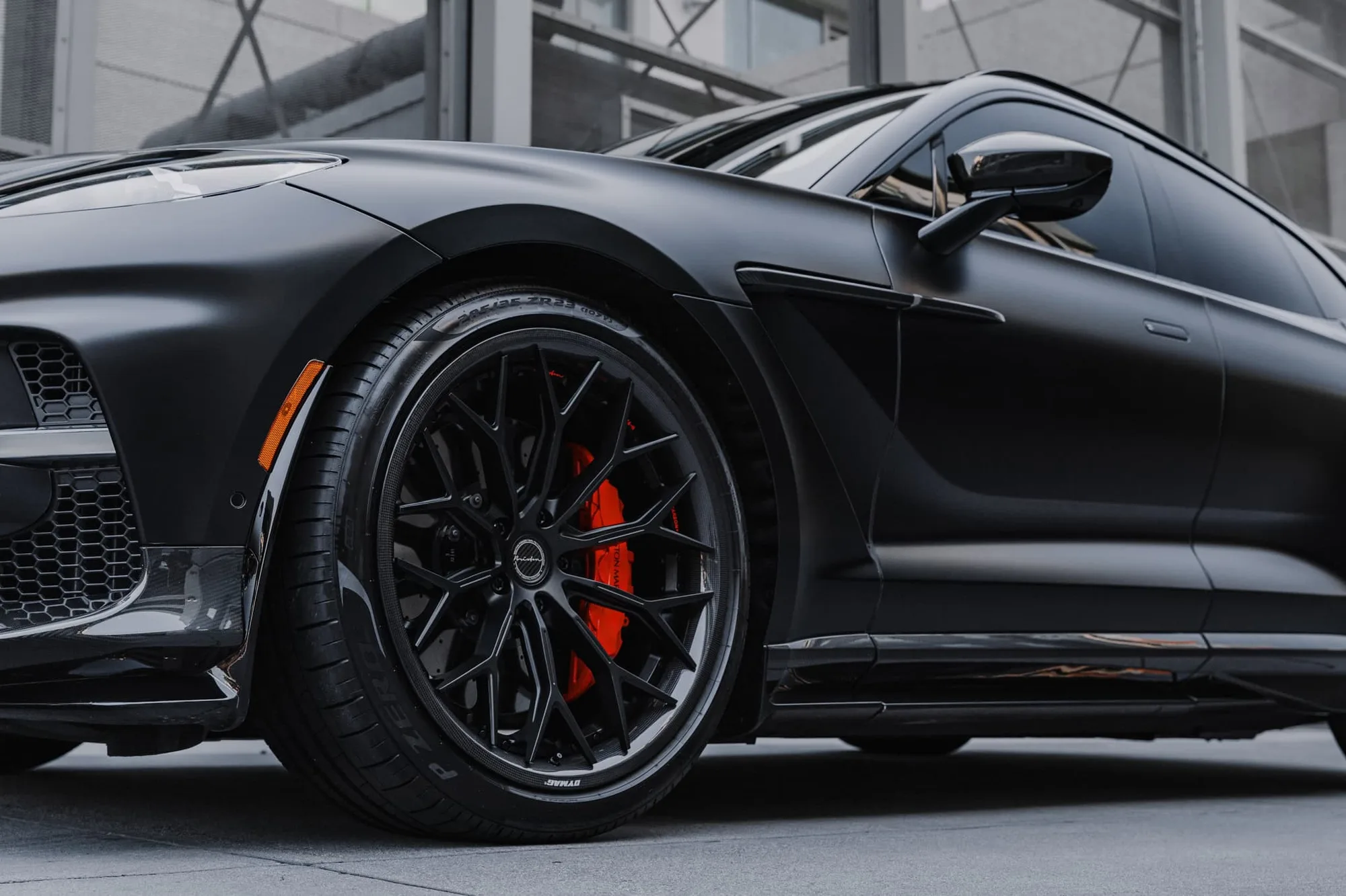 Brixton Forged CM6-R Carbon+ on Aston Martin DBX, photo 6