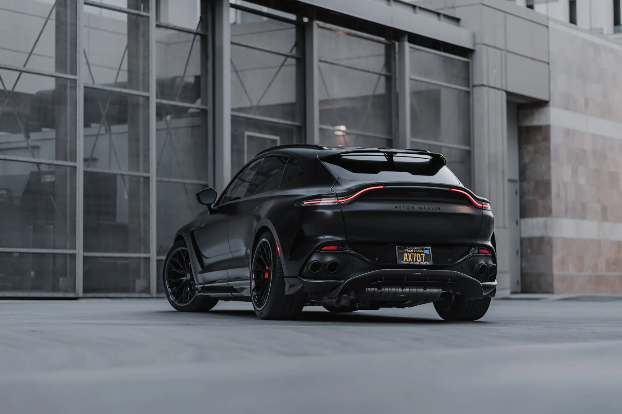Brixton Forged CM6-R Carbon+ on Aston Martin DBX, photo 11
