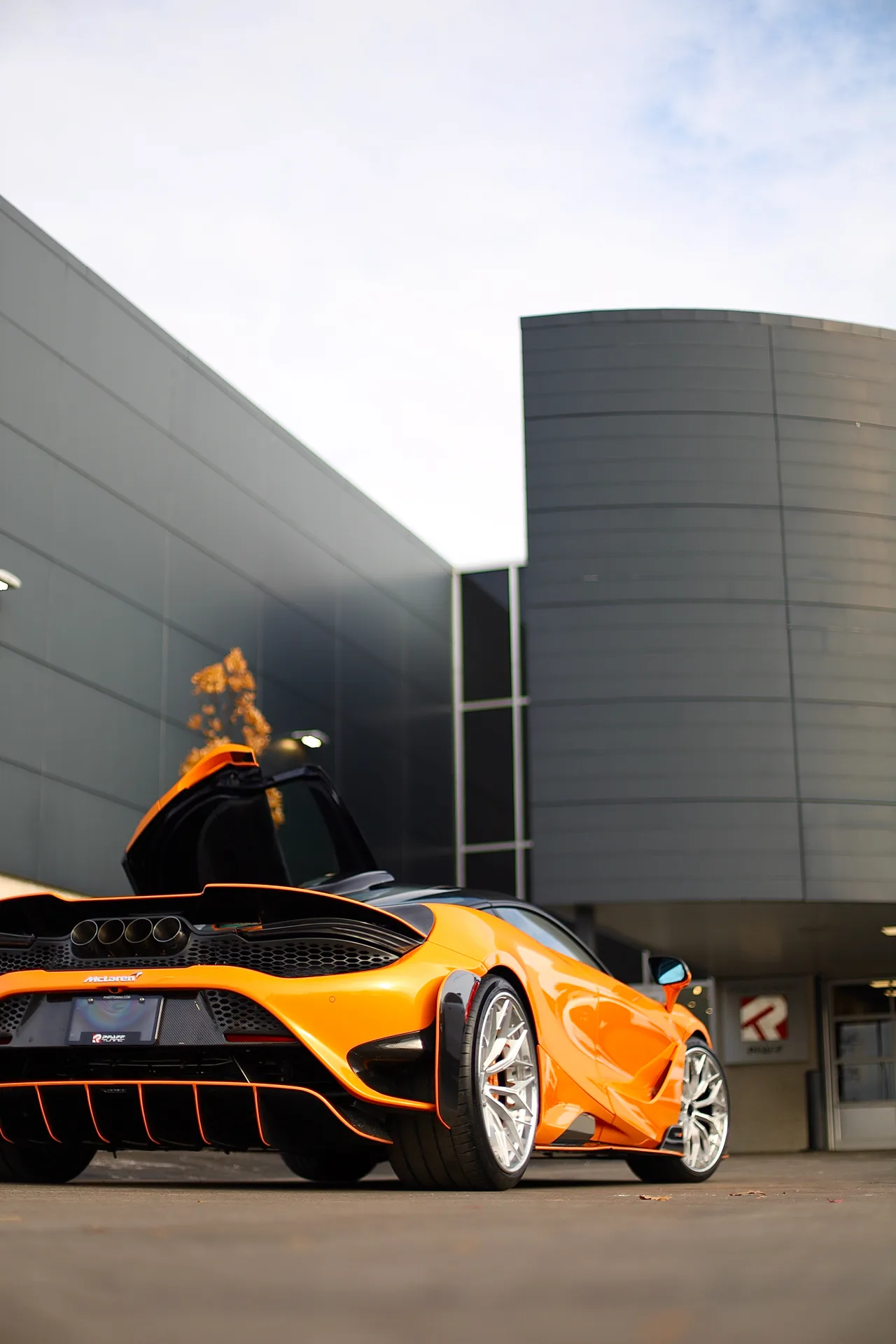 Brixton Forged CM6-R on McLaren 765LT, photo 12