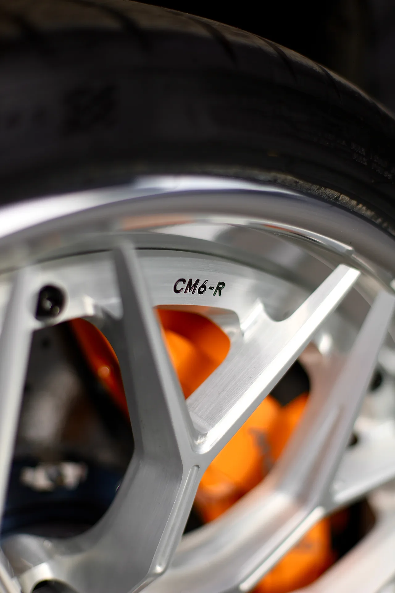 Brixton Forged CM6-R on McLaren 765LT, photo 10