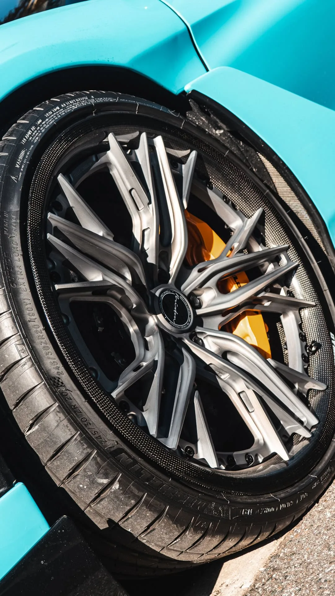 Brixton Forged FDE05 Carbon+ on McLaren 765LT, photo 4