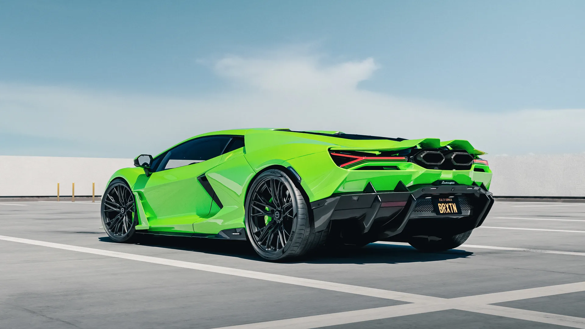 Brixton Forged FDE05 Magnesium on Lamborghini Revuelto LB744, photo 2