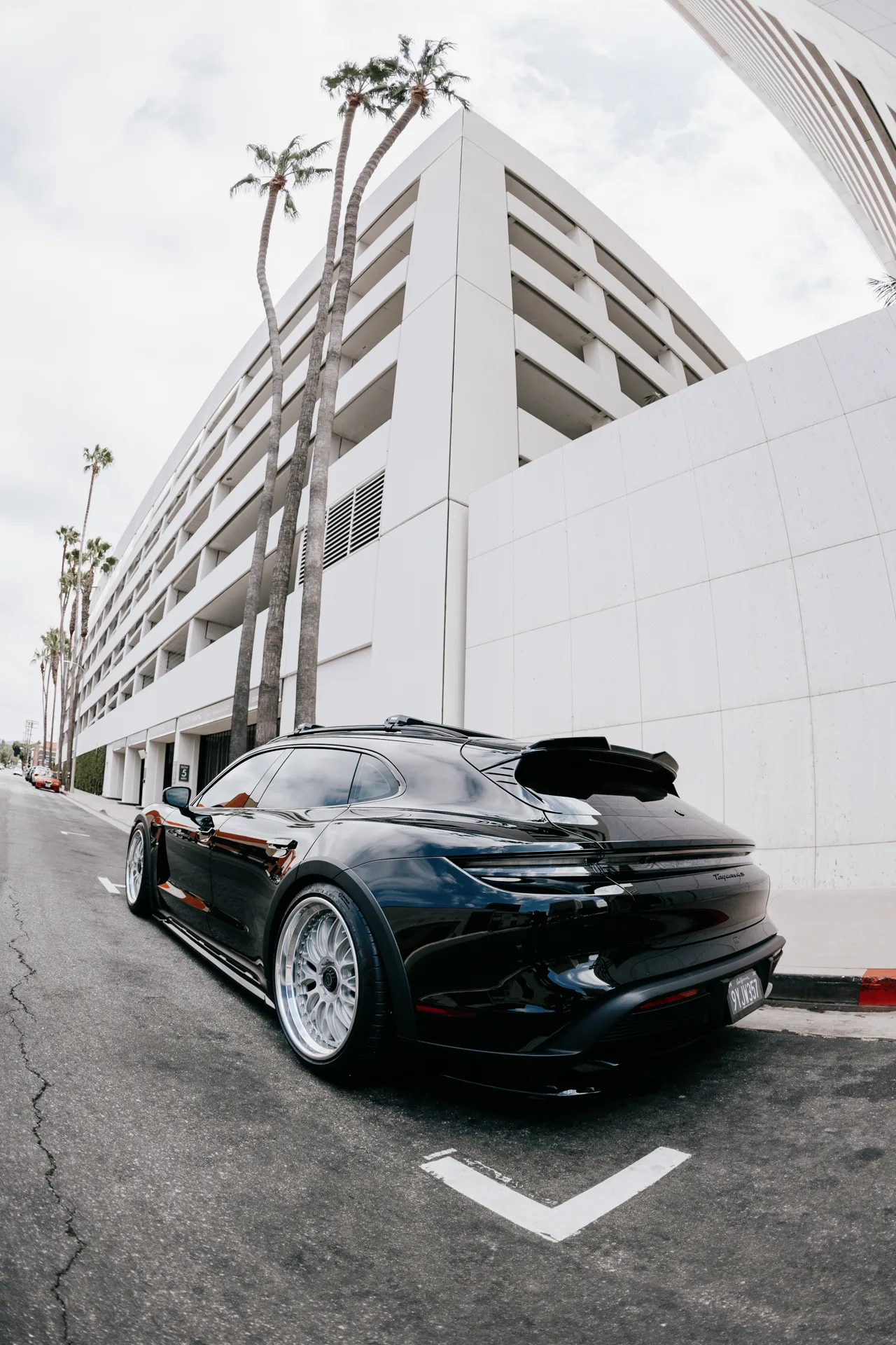 Brixton Forged FR18 Circuit+ on Porsche Taycan J1.1, photo 5