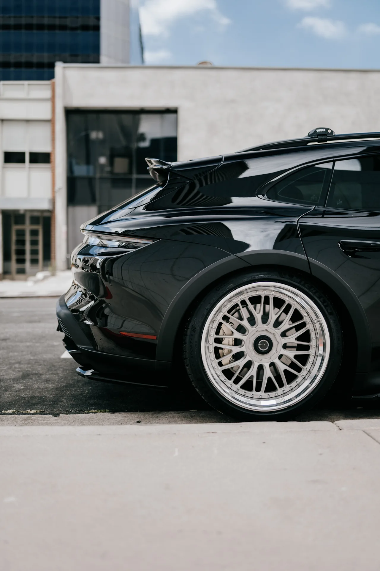 Brixton Forged FR18 Circuit+ on Porsche Taycan J1.1, photo 4