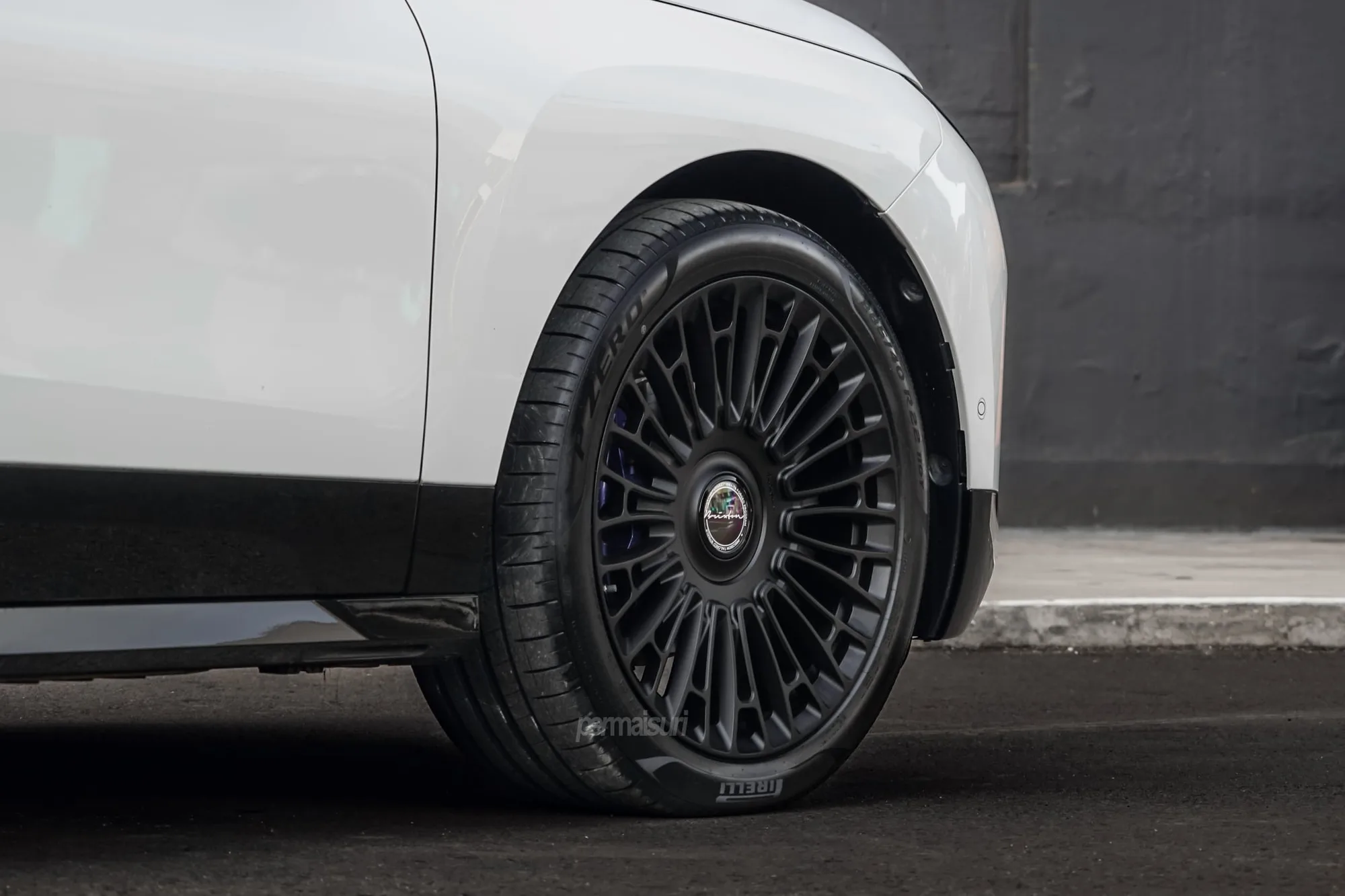 Brixton Forged LX01 on BMW iX I20.1, photo 5
