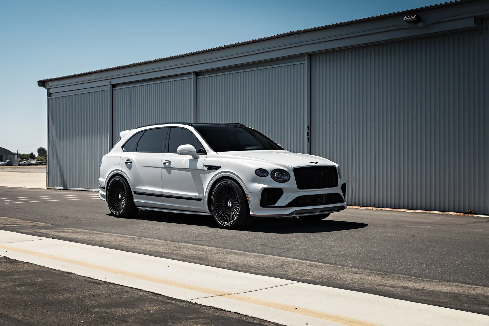 Brixton Forged LX05 on Bentley Bentayga.1