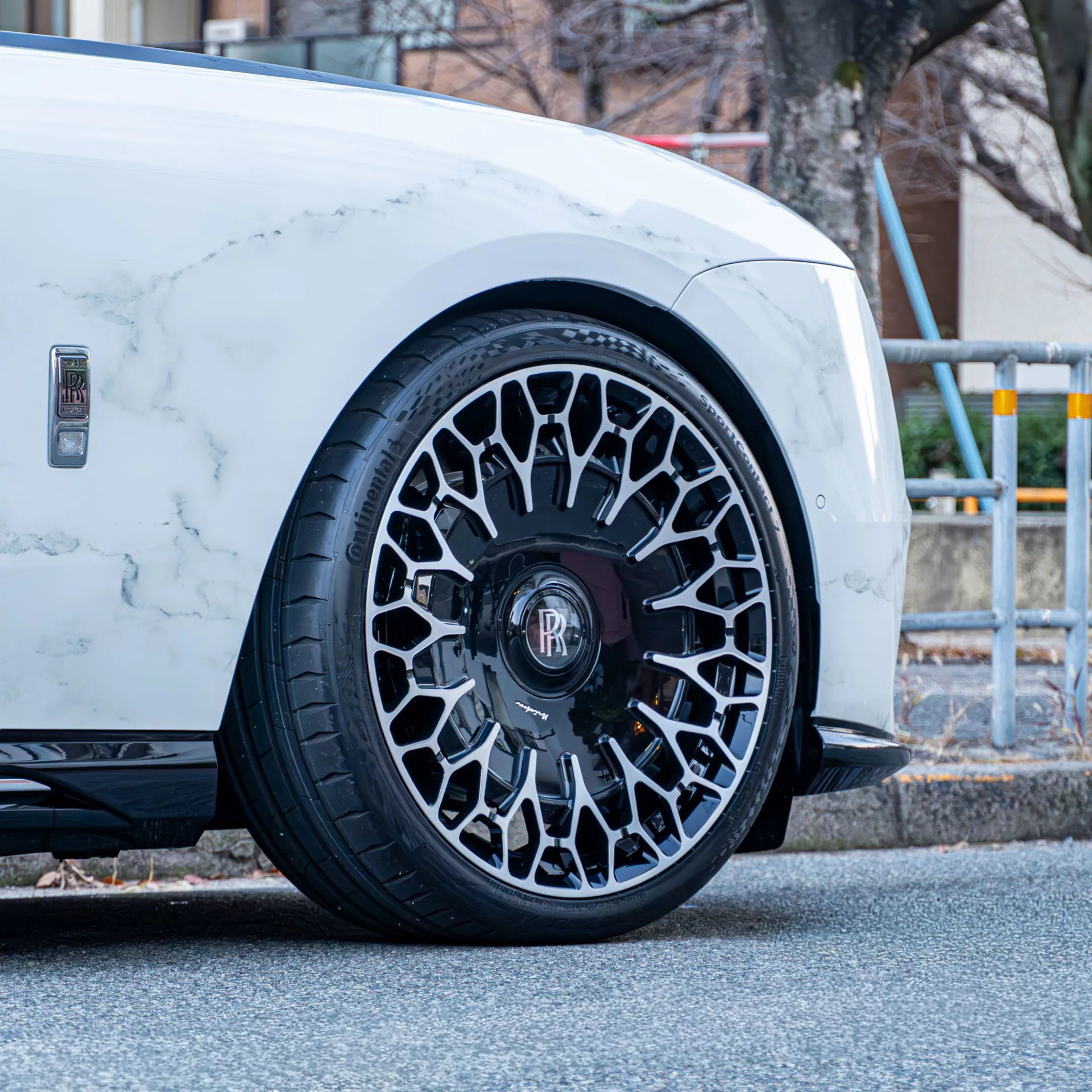 Brixton Forged LX08 on Rolls-Royce Spectre, photo 3