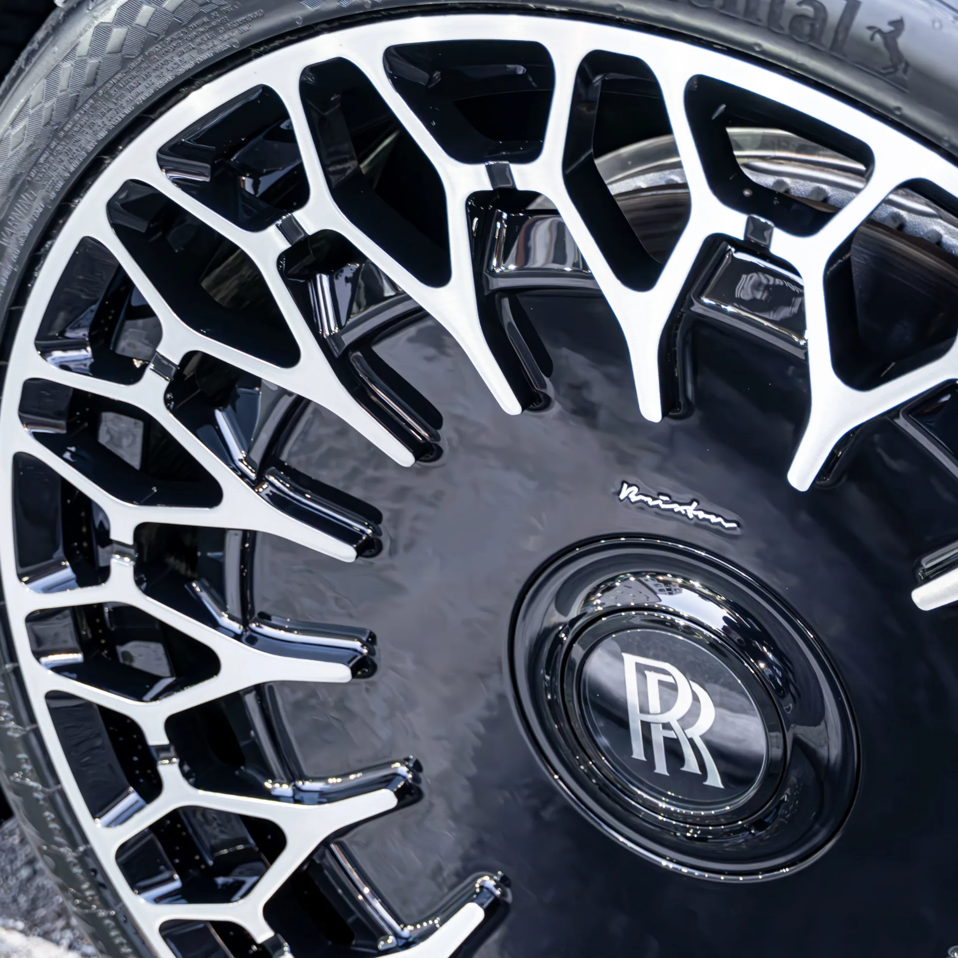 Brixton Forged LX08 on Rolls-Royce Spectre, photo 5