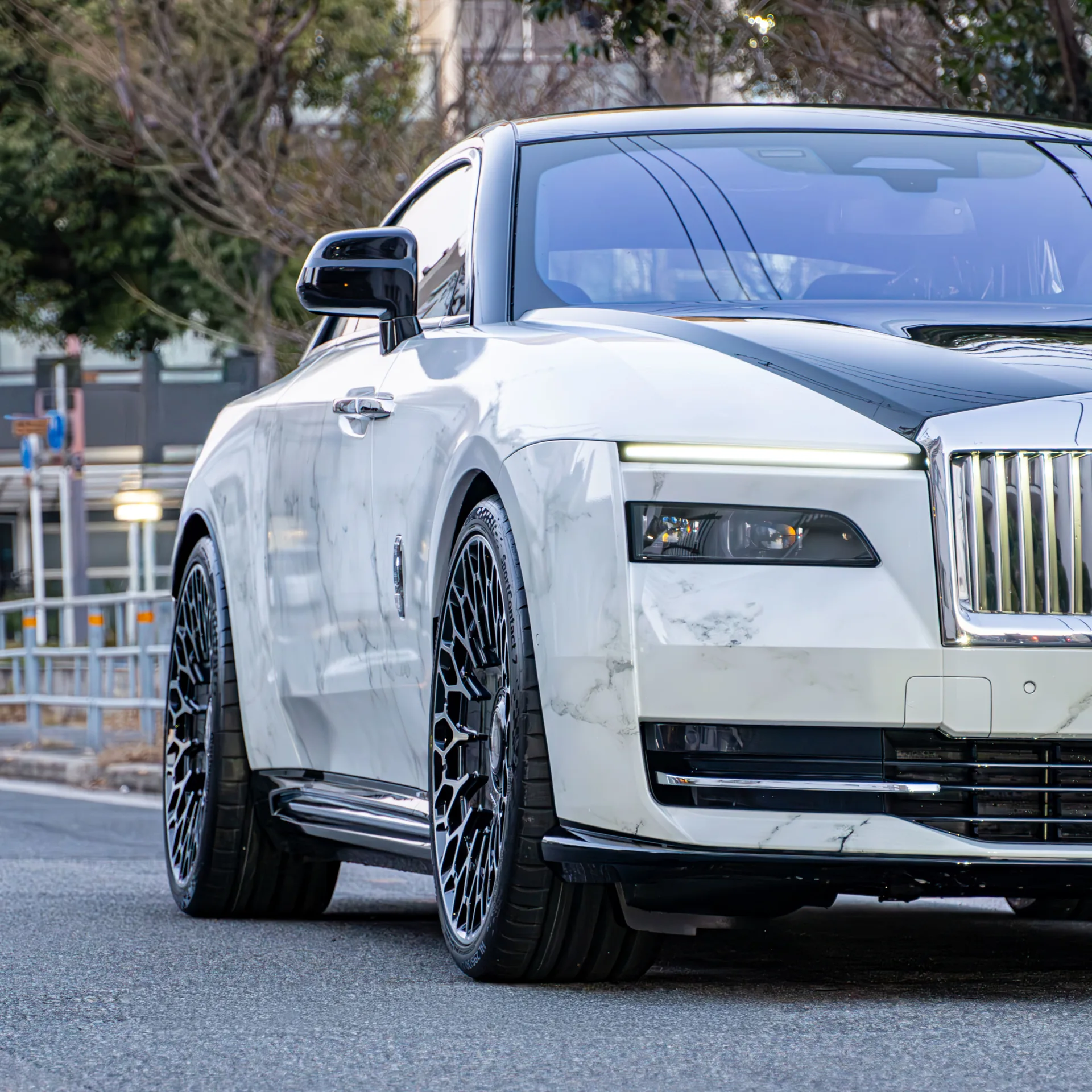 Brixton Forged LX08 on Rolls-Royce Spectre, photo 4