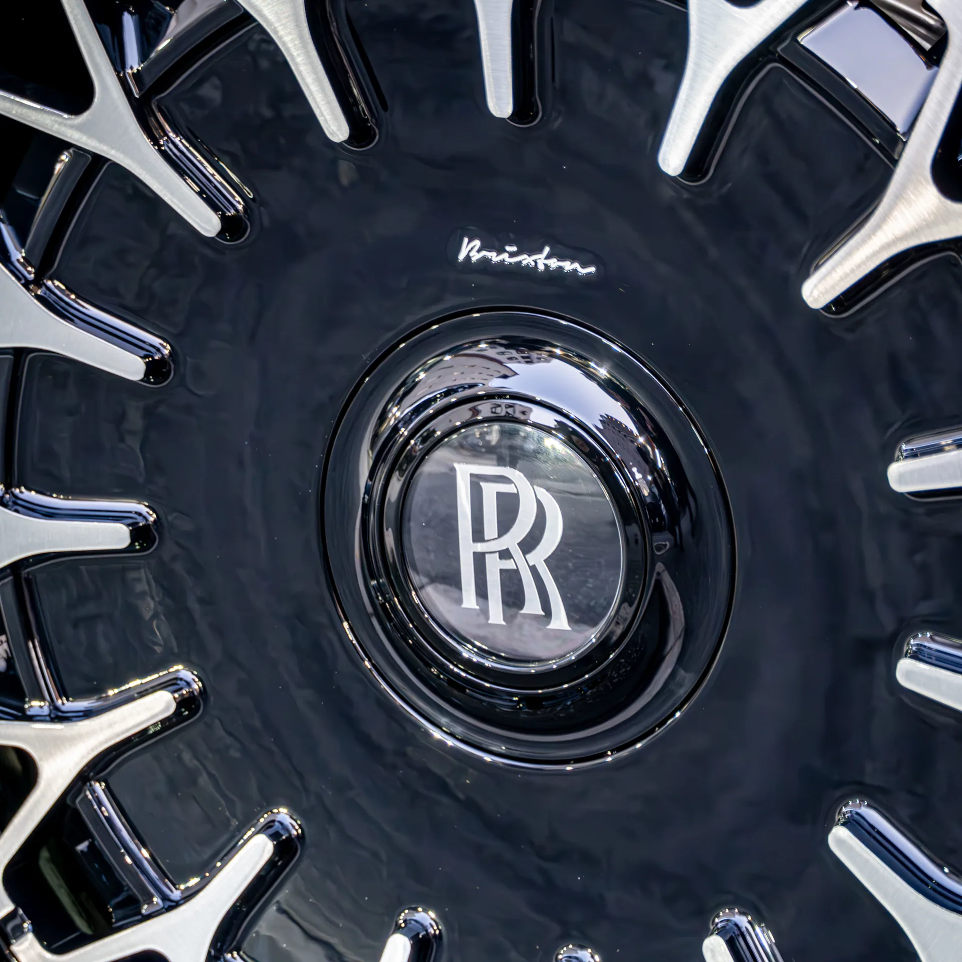 Brixton Forged LX08 on Rolls-Royce Spectre, photo 2