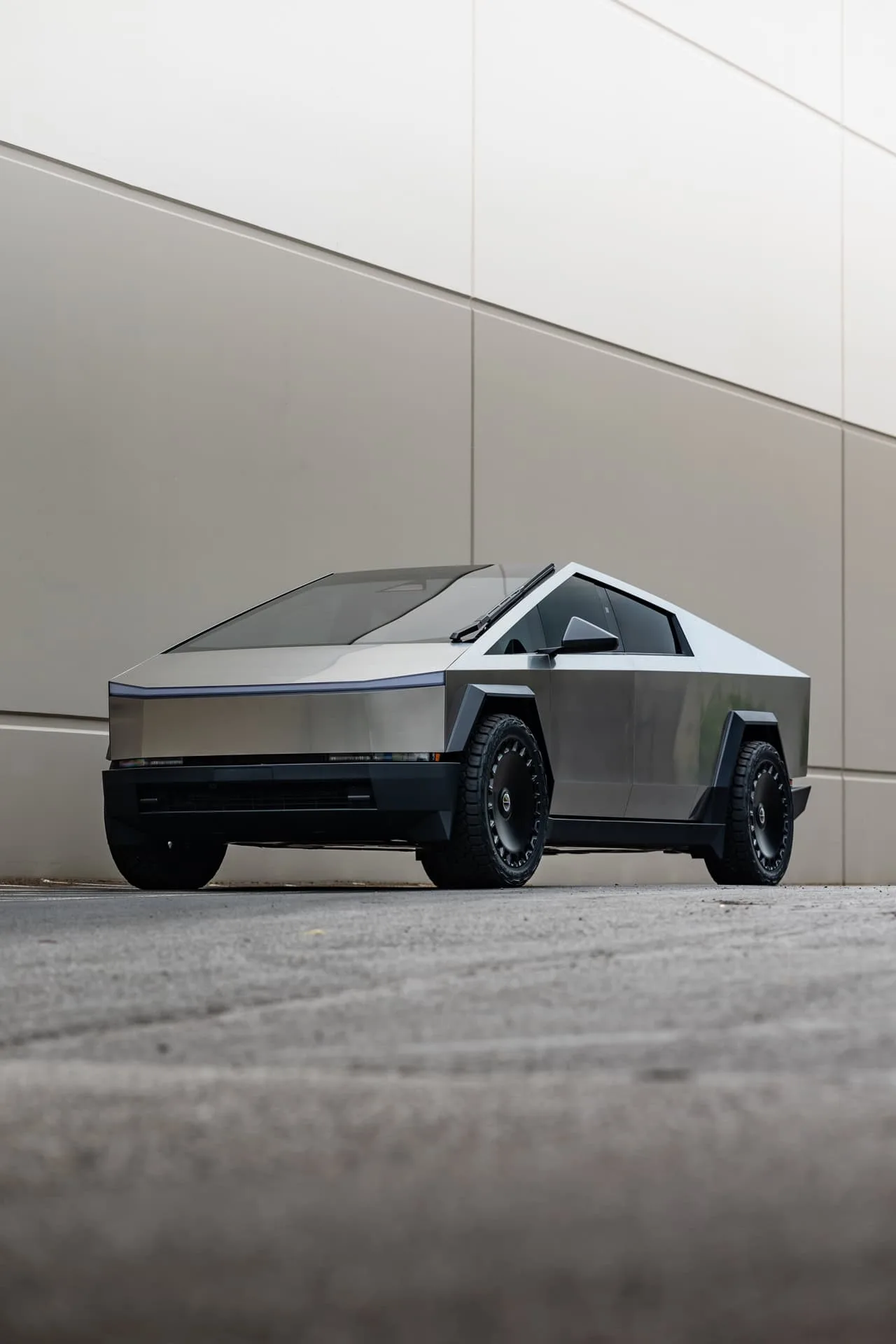 Brixton Forged LX15 on Tesla Cybertruck Original (2023-), photo 8