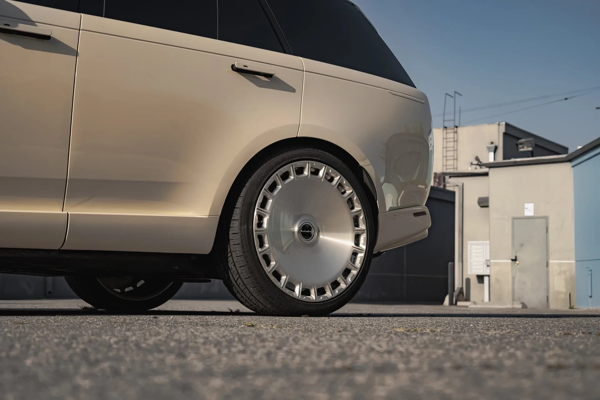 Brixton Forged LX15 on Land Rover Range Rover L460, photo 5