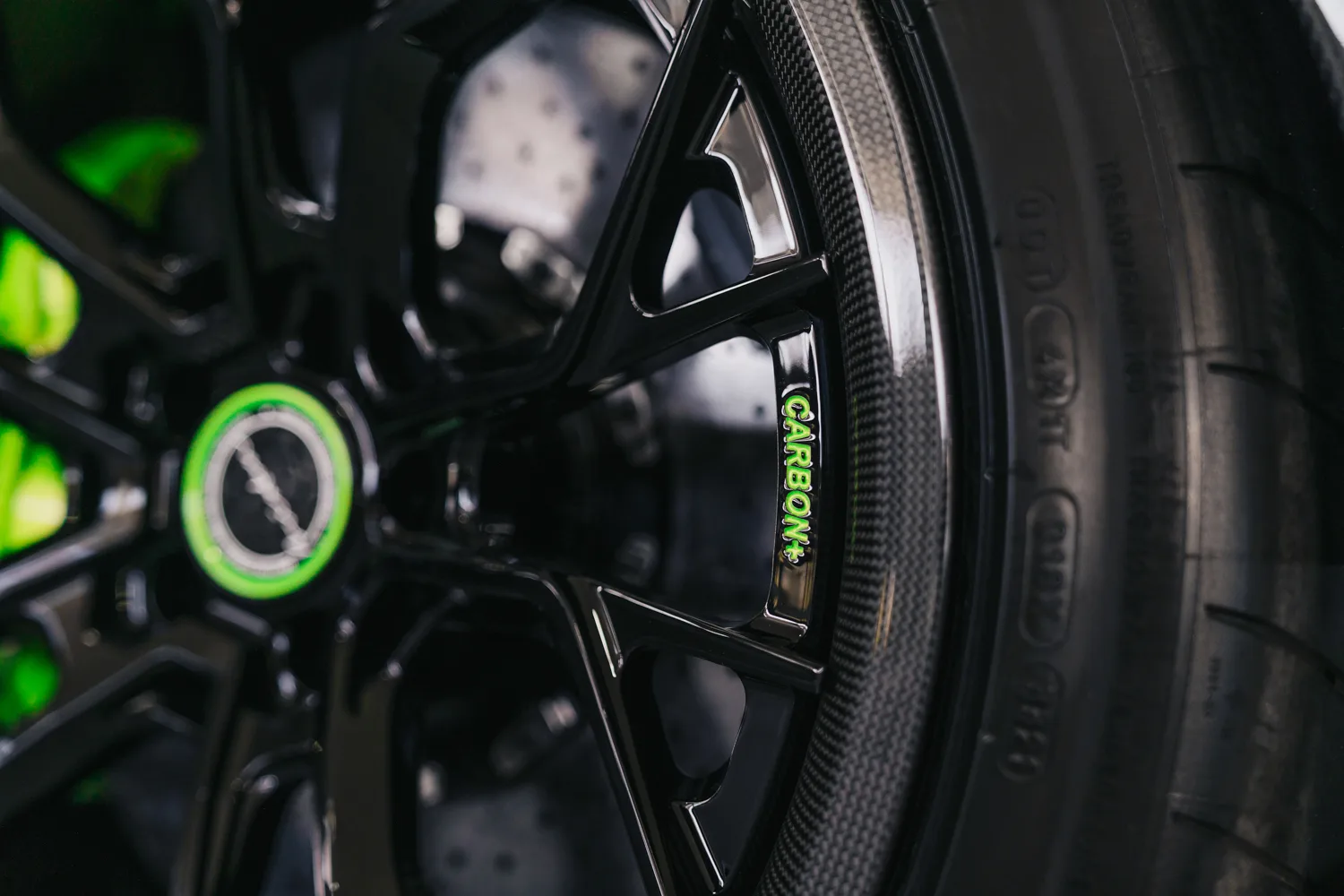Brixton Forged PF10 Carbon+ on McLaren 720S, photo 9