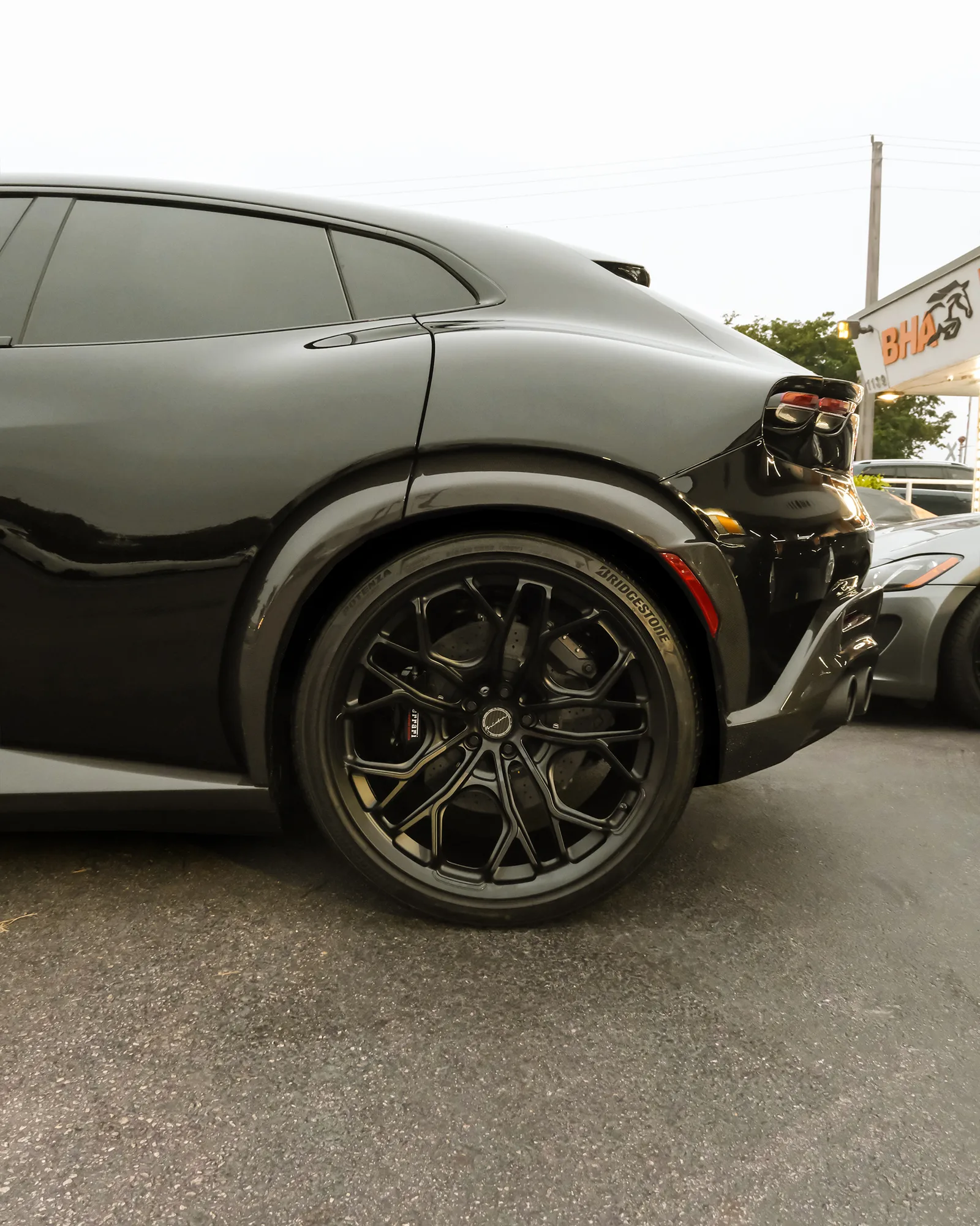 Brixton Forged PF14 RS on Ferrari Purosangue, photo 5