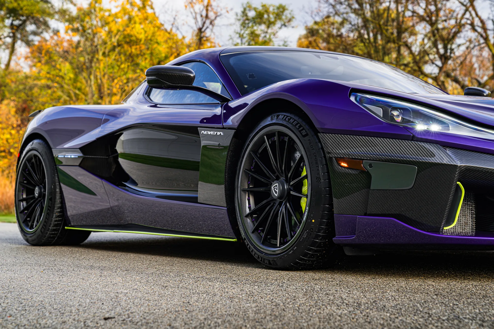 Brixton Forged PF15-R Carbon+ on Rimac Nevera, photo 6