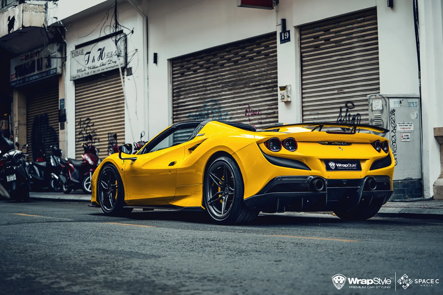 Brixton Forged PF2 Carbon+ Series on Ferrari F8 F142MFL