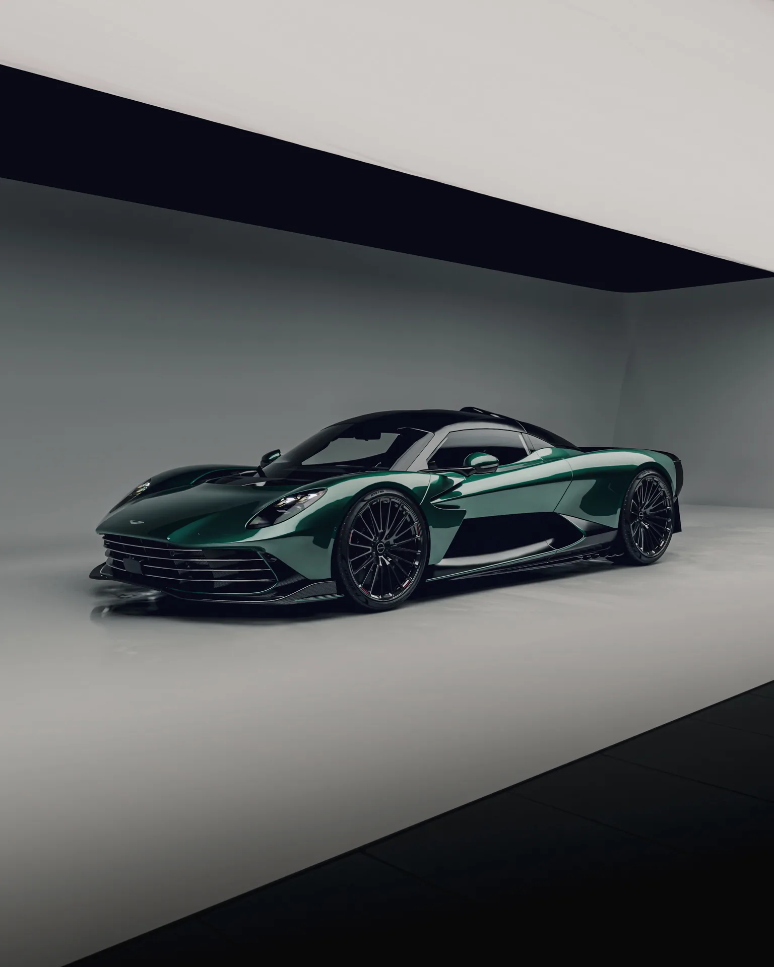 Brixton Forged PF20-R on Aston Martin Valhalla V8 Hybrid, photo 6
