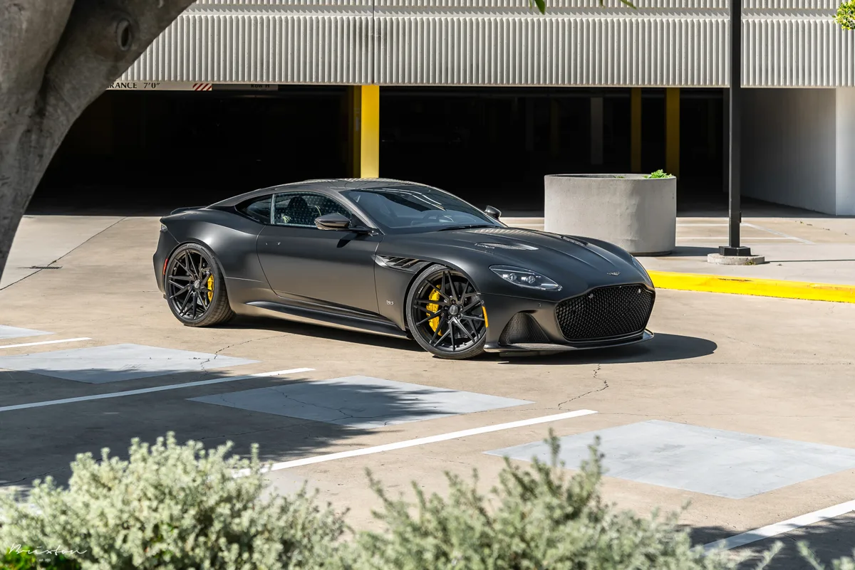 Brixton Forged PF8 Ultrasport+ on Aston Martin DBS Superleggera, photo 3