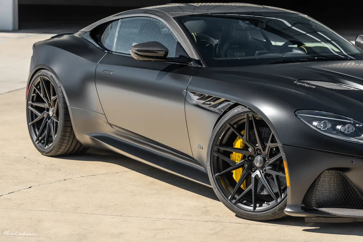 Brixton Forged PF8 Ultrasport+ on Aston Martin DBS Superleggera, photo 10