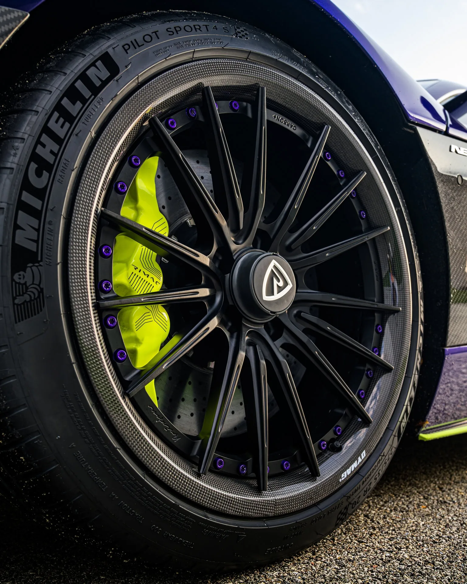 Brixton Forged R11-R Carbon+ on Rimac Nevera, photo 7
