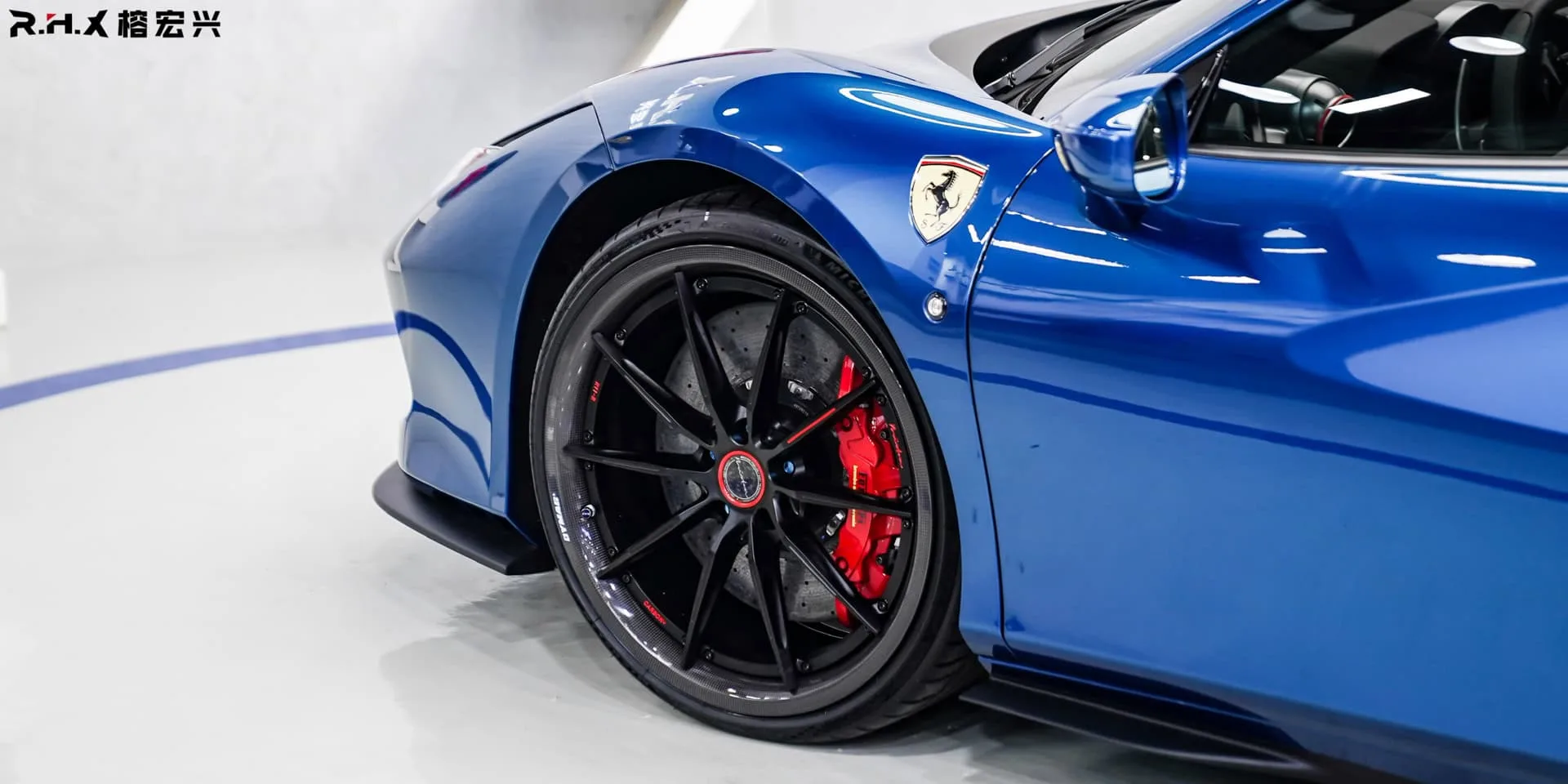 Brixton Forged R11-R Carbon+ on Ferrari F8 F142MFL, photo 2