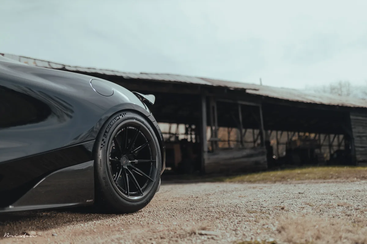 Brixton Forged R11-R Carbon+ on McLaren 720S, photo 3