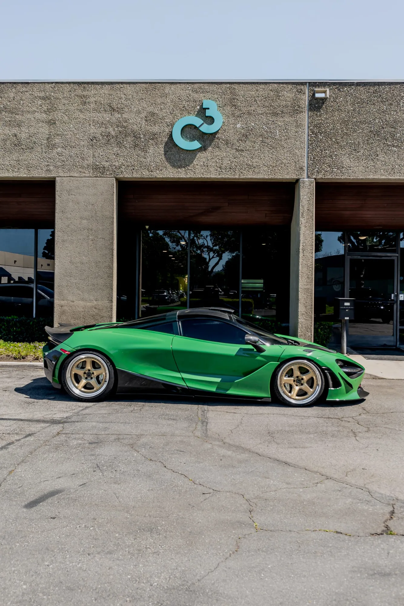 Brixton Forged TR05 Circuit+ on McLaren 720S, photo 9