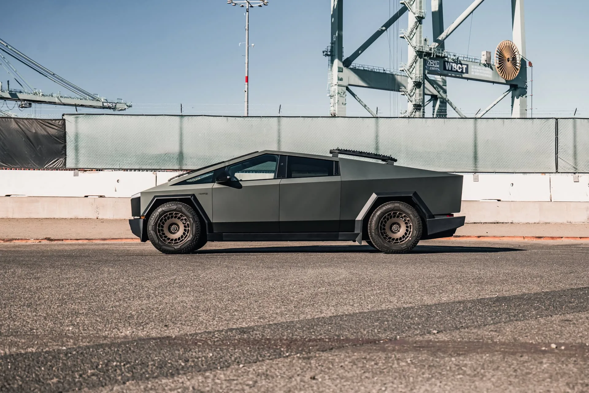 Brixton Forged TR09 AERO1 on Tesla Cybertruck Original (2023-), photo 11