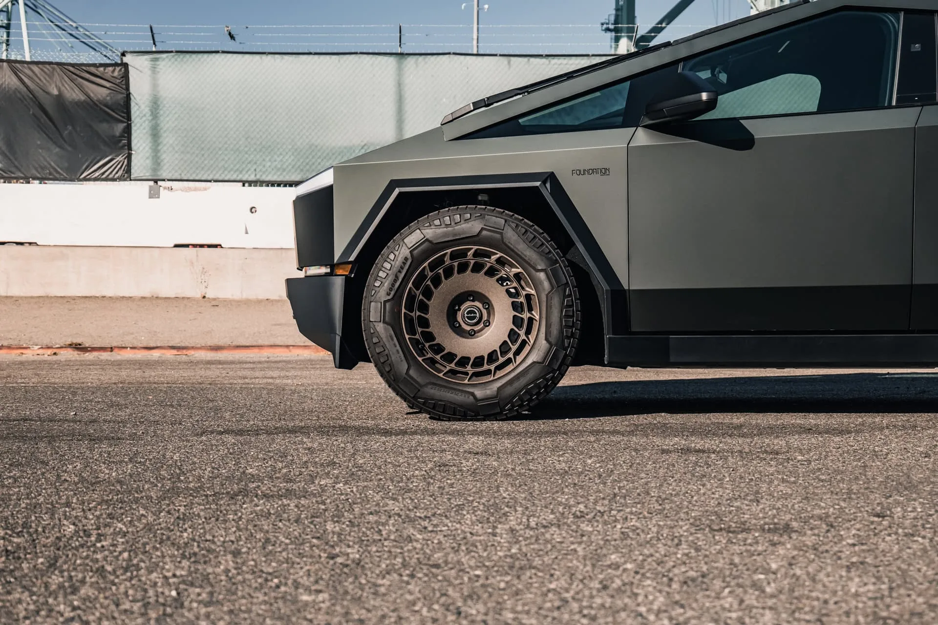Brixton Forged TR09 AERO1 on Tesla Cybertruck Original (2023-), photo 9