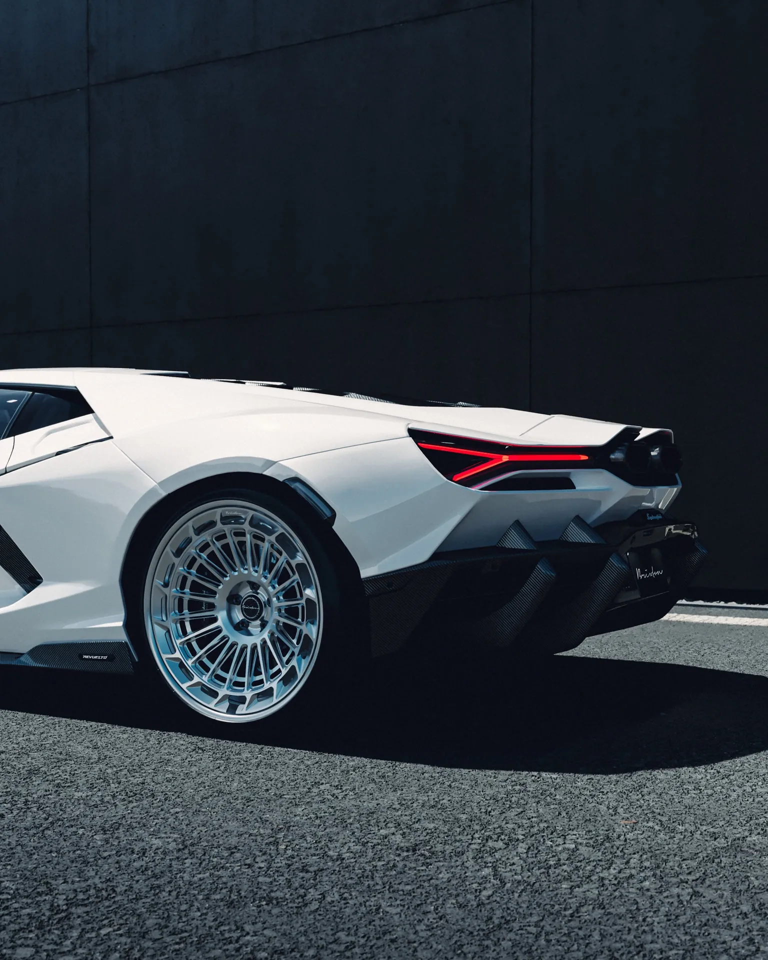 Brixton Forged TR11 Aero.3 on Lamborghini Revuelto LB744, photo 3