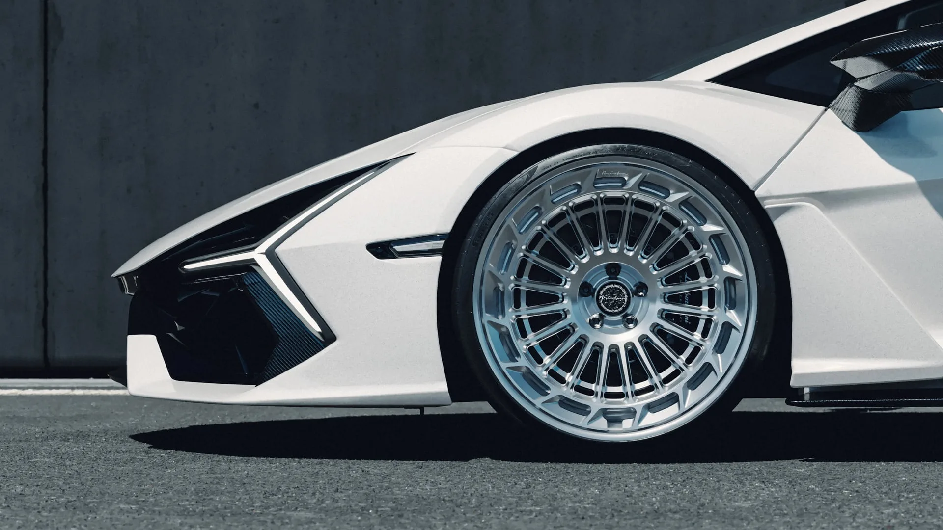 Brixton Forged TR11 Aero.3 on Lamborghini Revuelto LB744, photo 6
