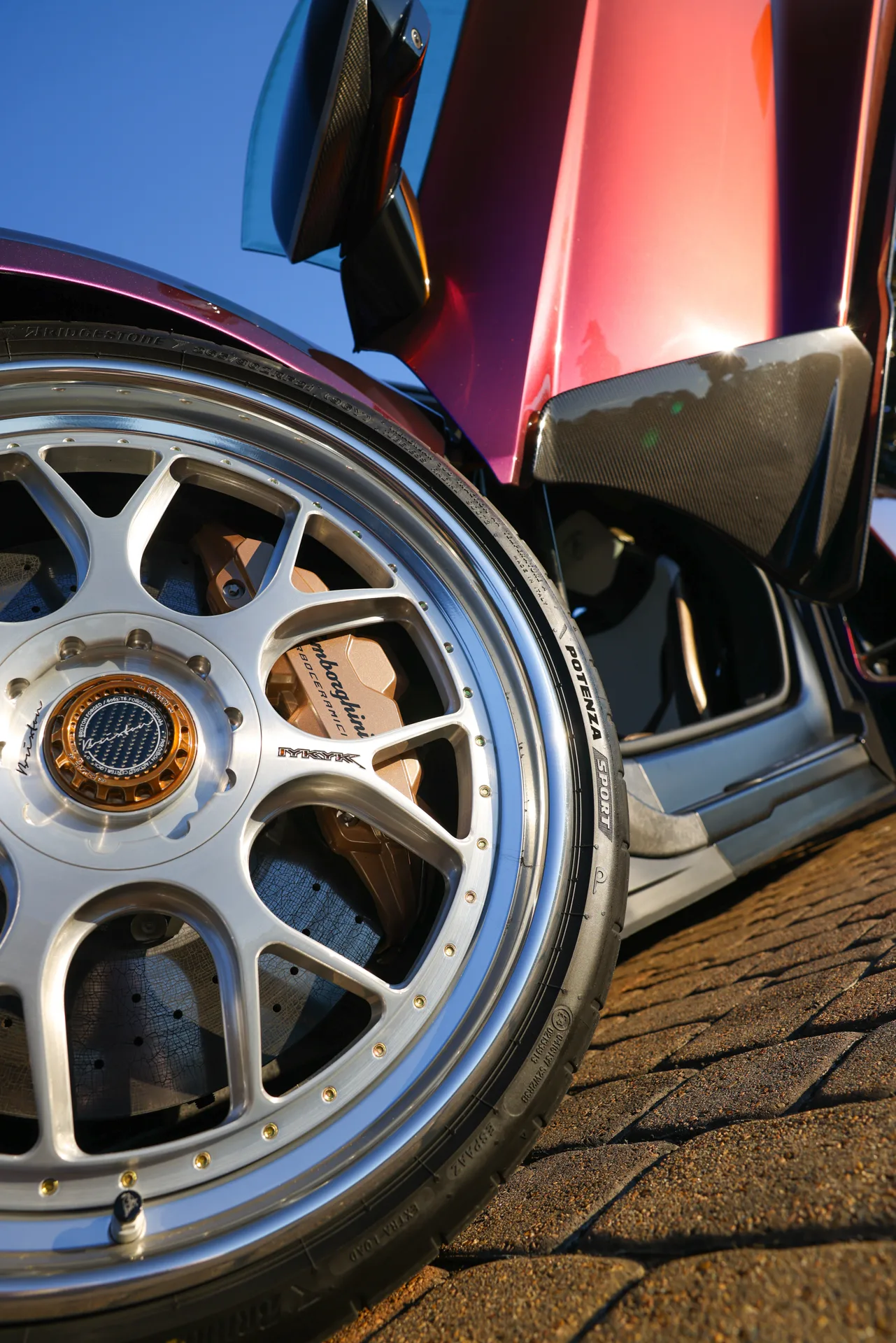 Brixton Forged TR16 Circuit+ on Lamborghini Revuelto LB744, photo 4
