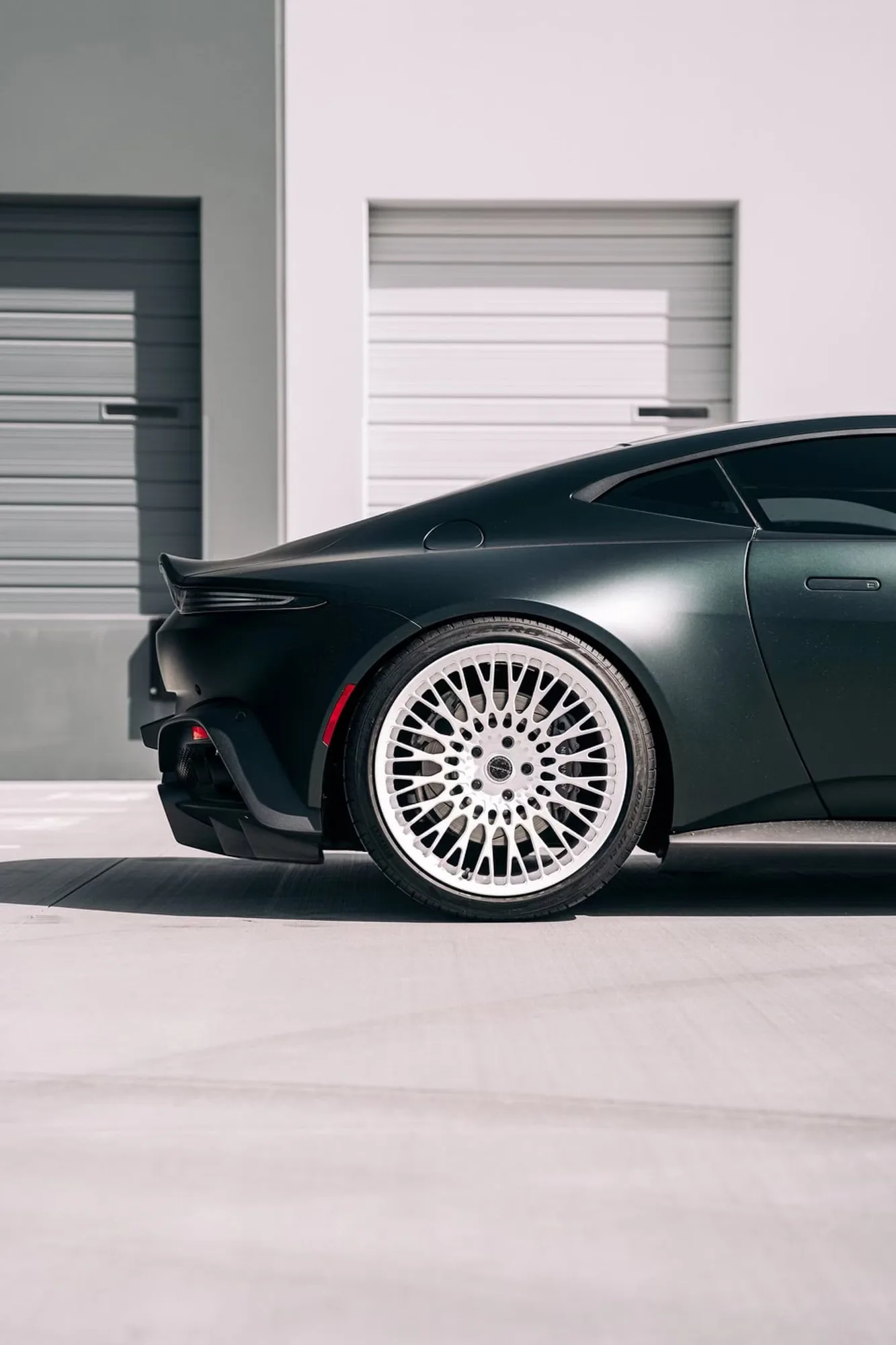 Brixton Forged TR20 Ultrasport+ on Aston Martin Vantage (2018).1, photo 2