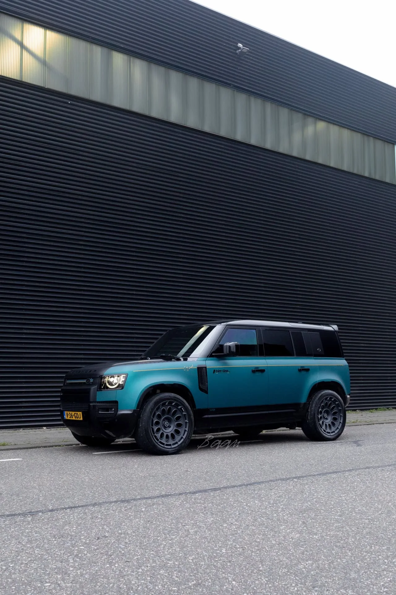 Brixton Forged TR21 AERO1 on Land Rover Defender L663