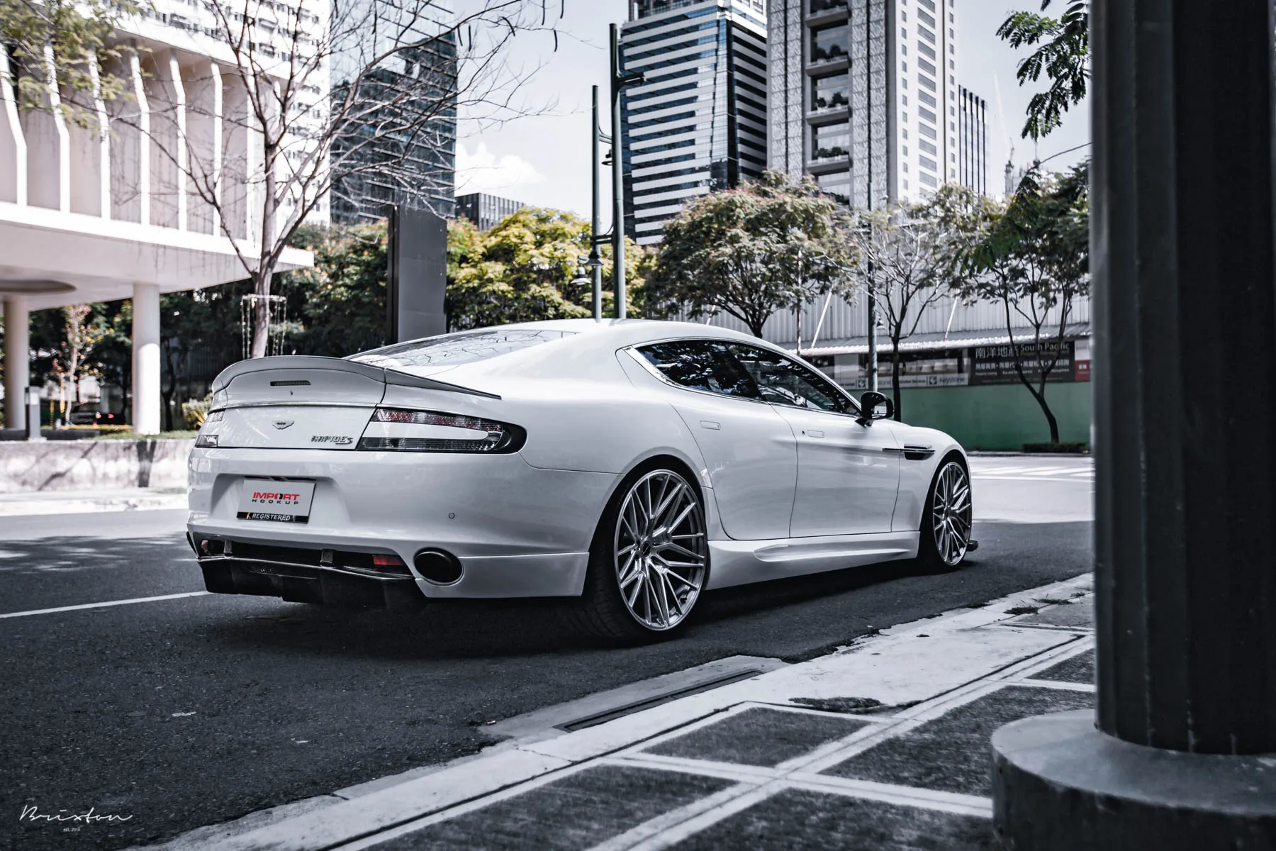 Brixton Forged VL4 Ultrasport+ on Aston Martin Rapide.1