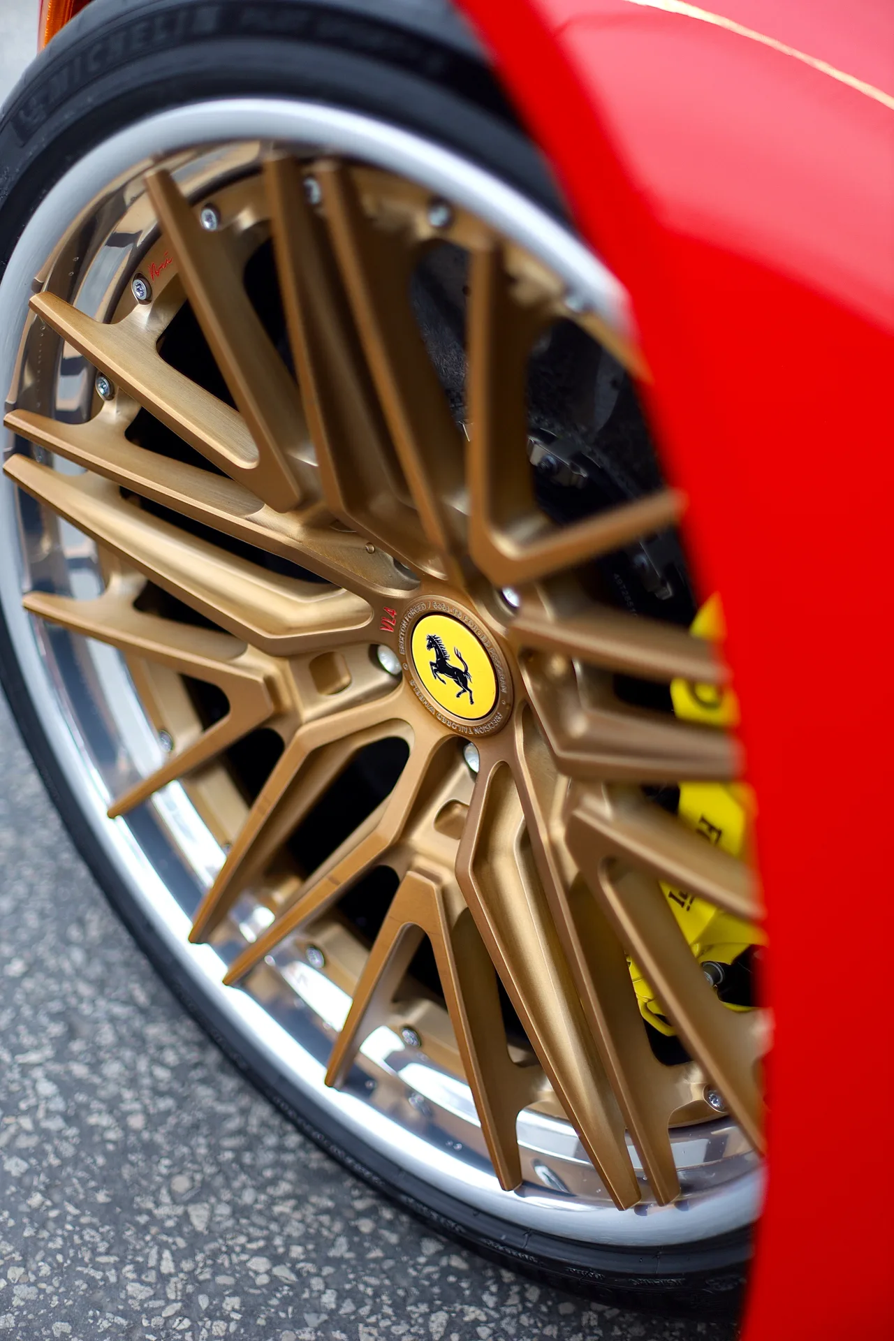 Brixton Forged VL4 on Ferrari 812 F152M, photo 7