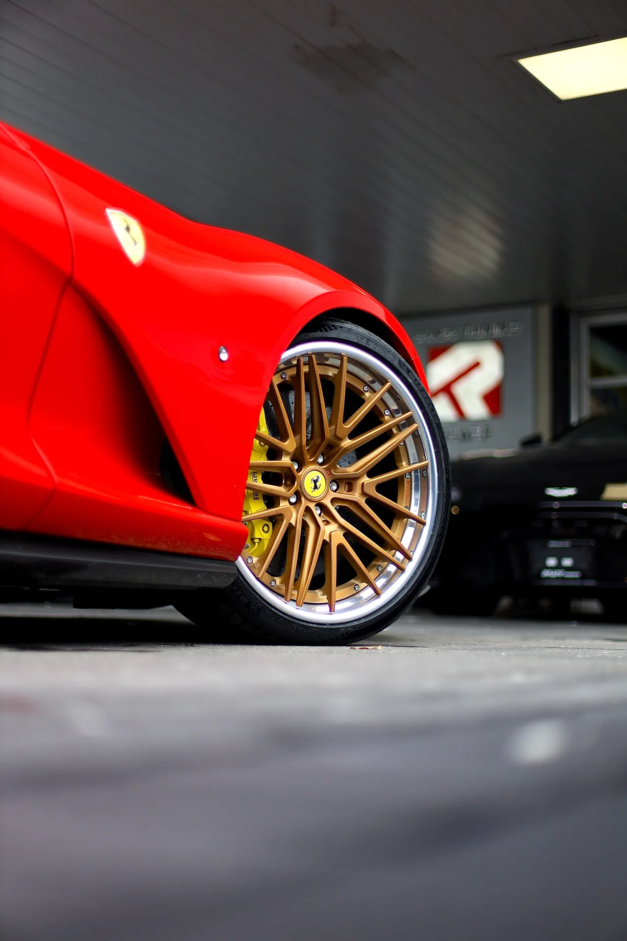 Brixton Forged VL4 on Ferrari 812 F152M, photo 9