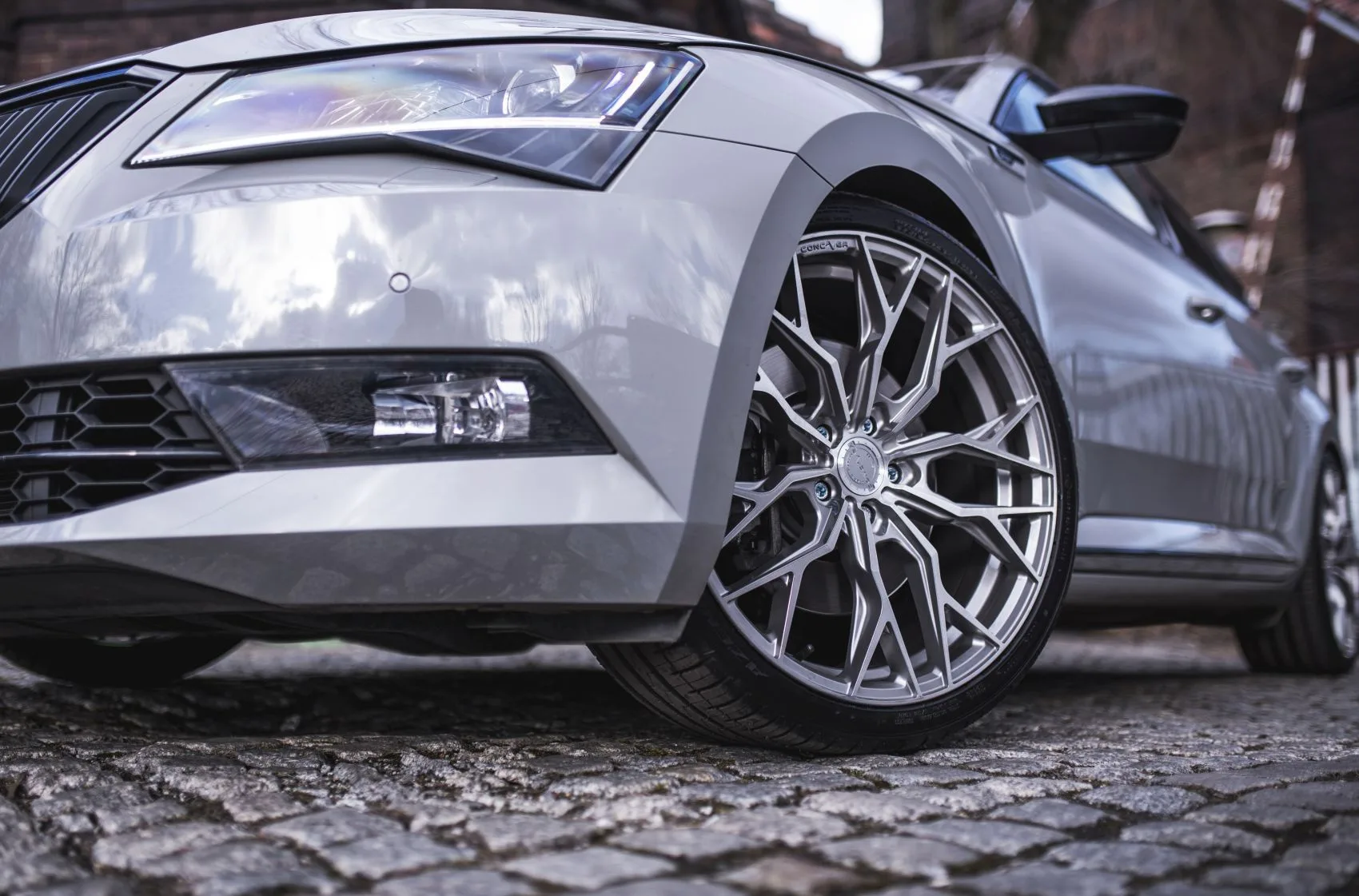 Concaver CVR1 on Skoda Superb 3rd gen (3V), photo 2