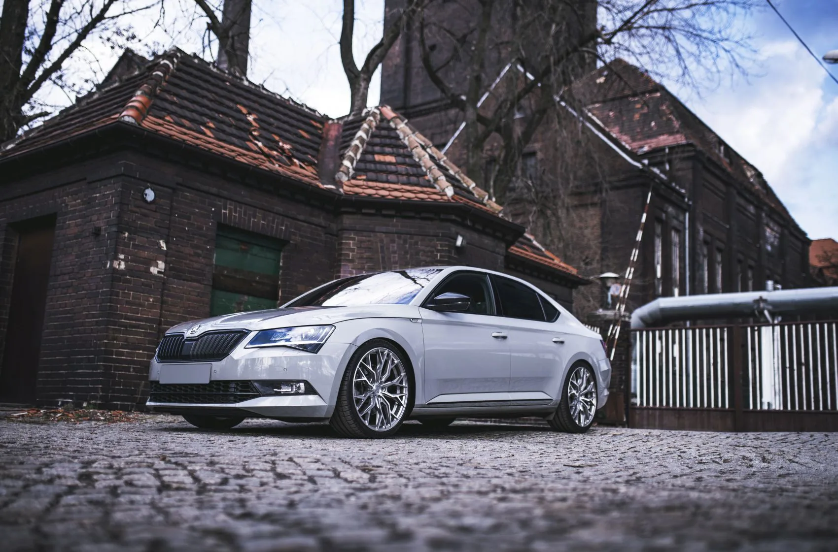 Concaver CVR1 on Skoda Superb 3rd gen (3V), photo 3