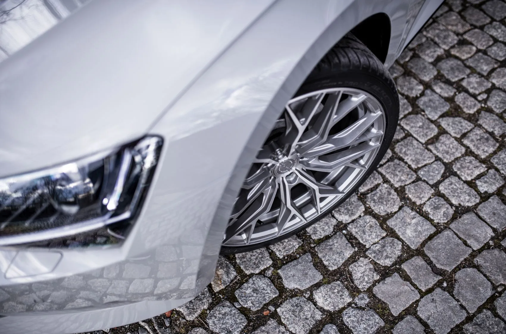 Concaver CVR1 on Skoda Superb 3rd gen (3V), photo 12
