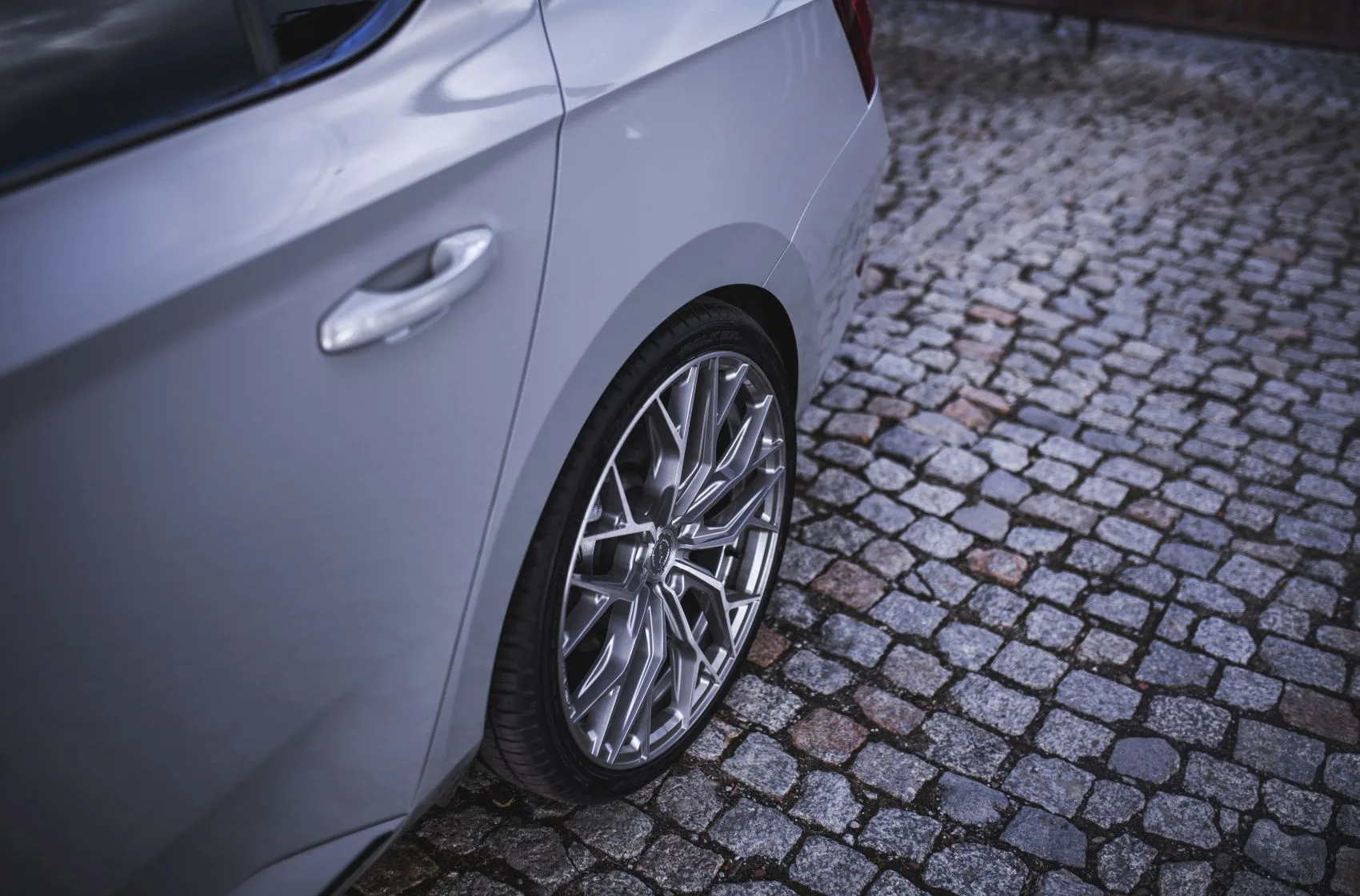 Concaver CVR1 on Skoda Superb 3rd gen (3V), photo 8
