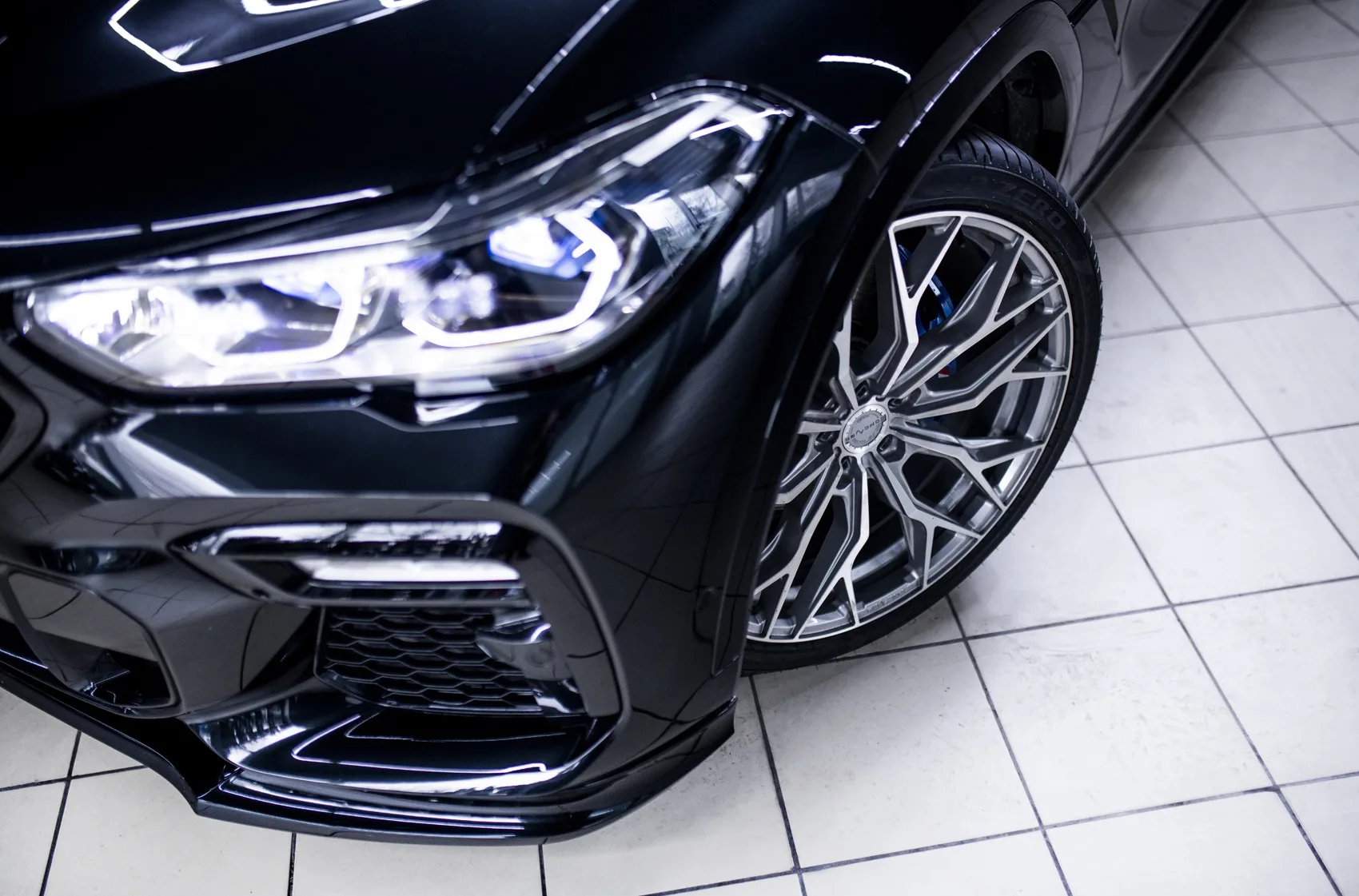 Concaver CVR1 on BMW X6 M G06.1, photo 2