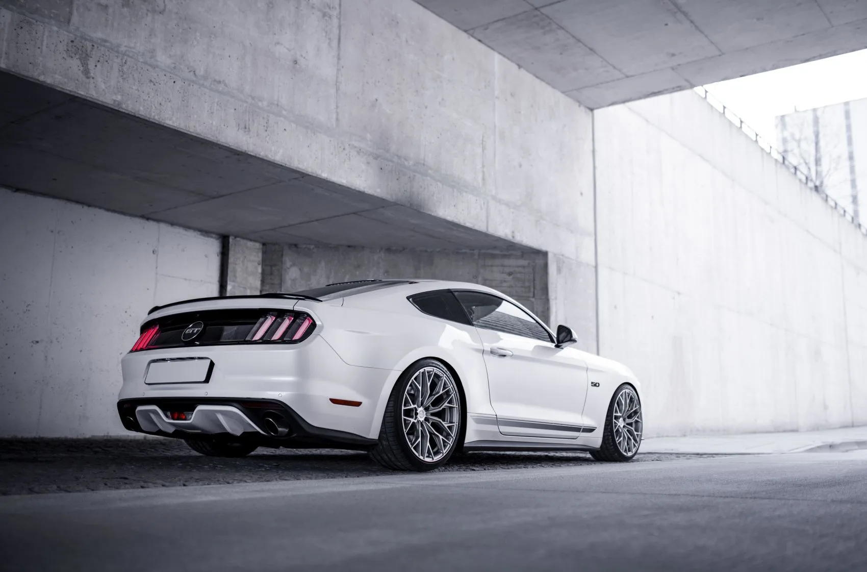 Concaver CVR1 on Ford Mustang S550.1, photo 11