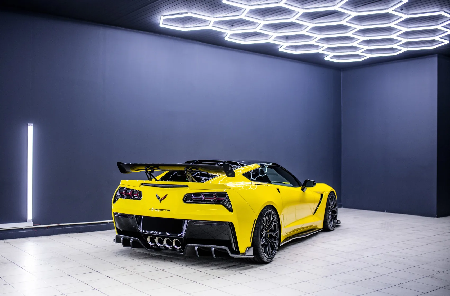 Concaver CVR1 on Chevrolet Corvette C7, photo 11