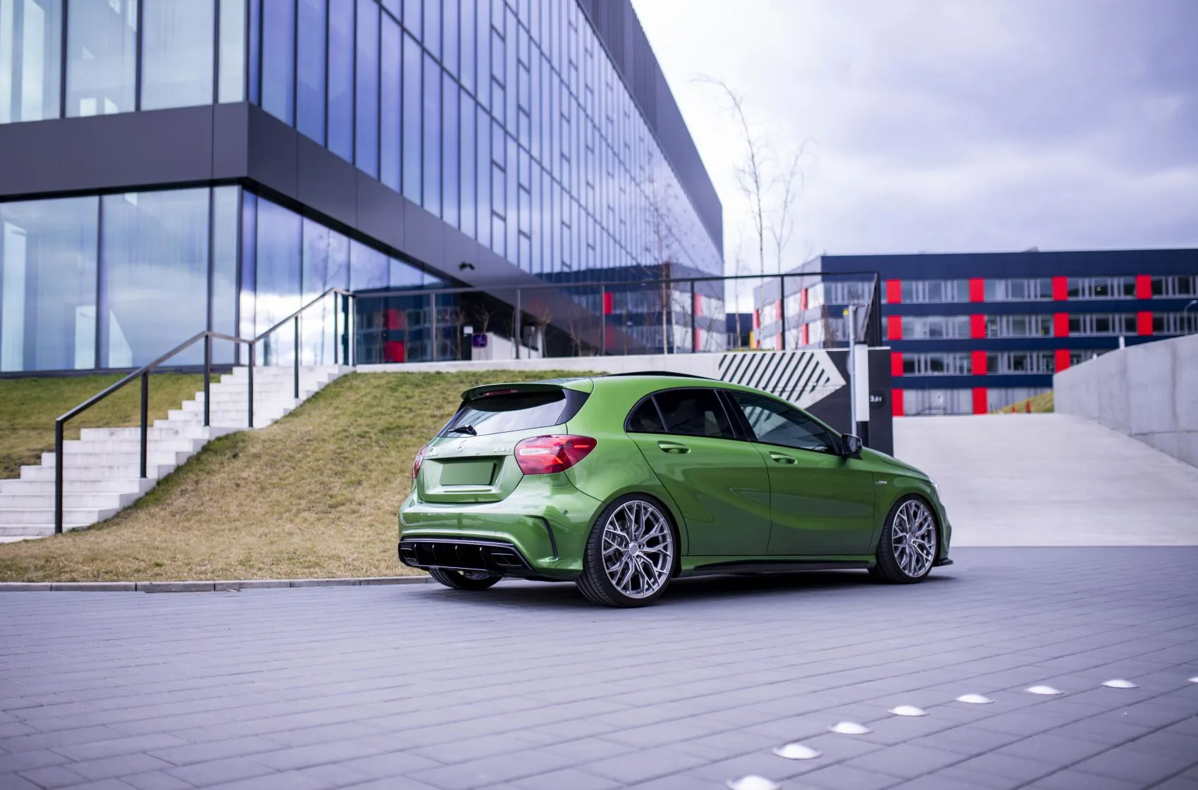 Concaver CVR1 on Mercedes-Benz A-Class W176.1