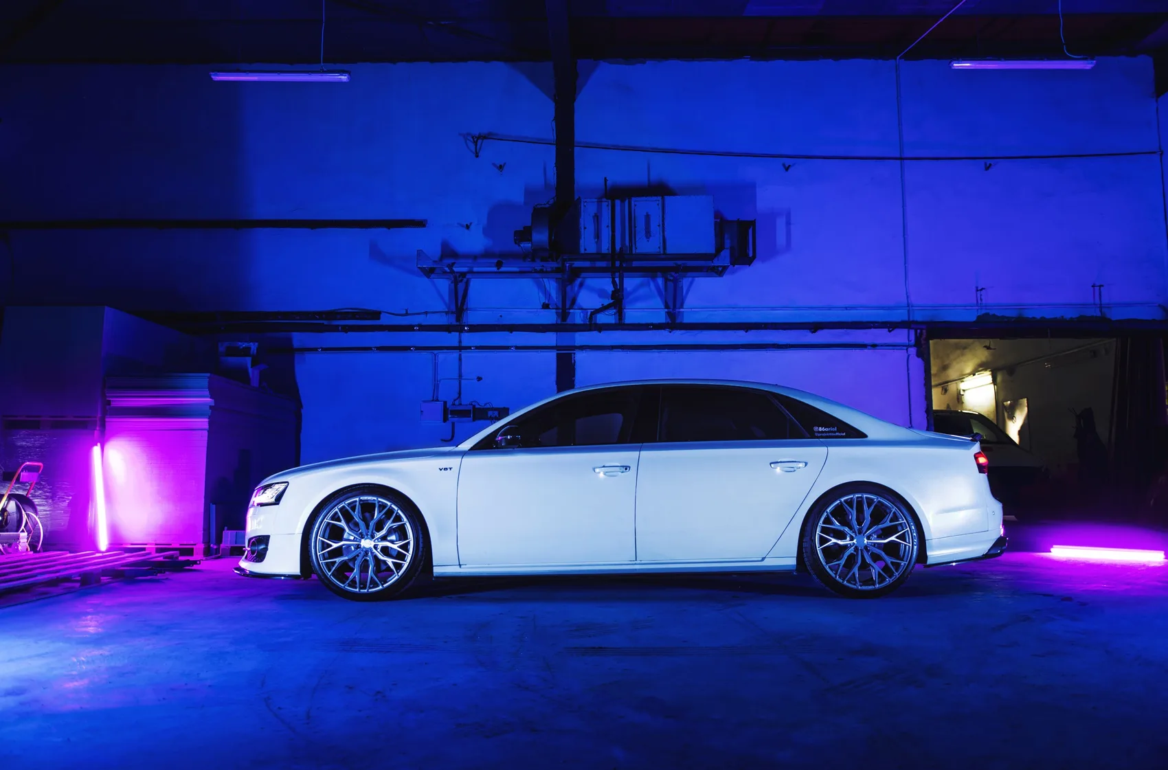 Concaver CVR1 on Audi A8 D5.1